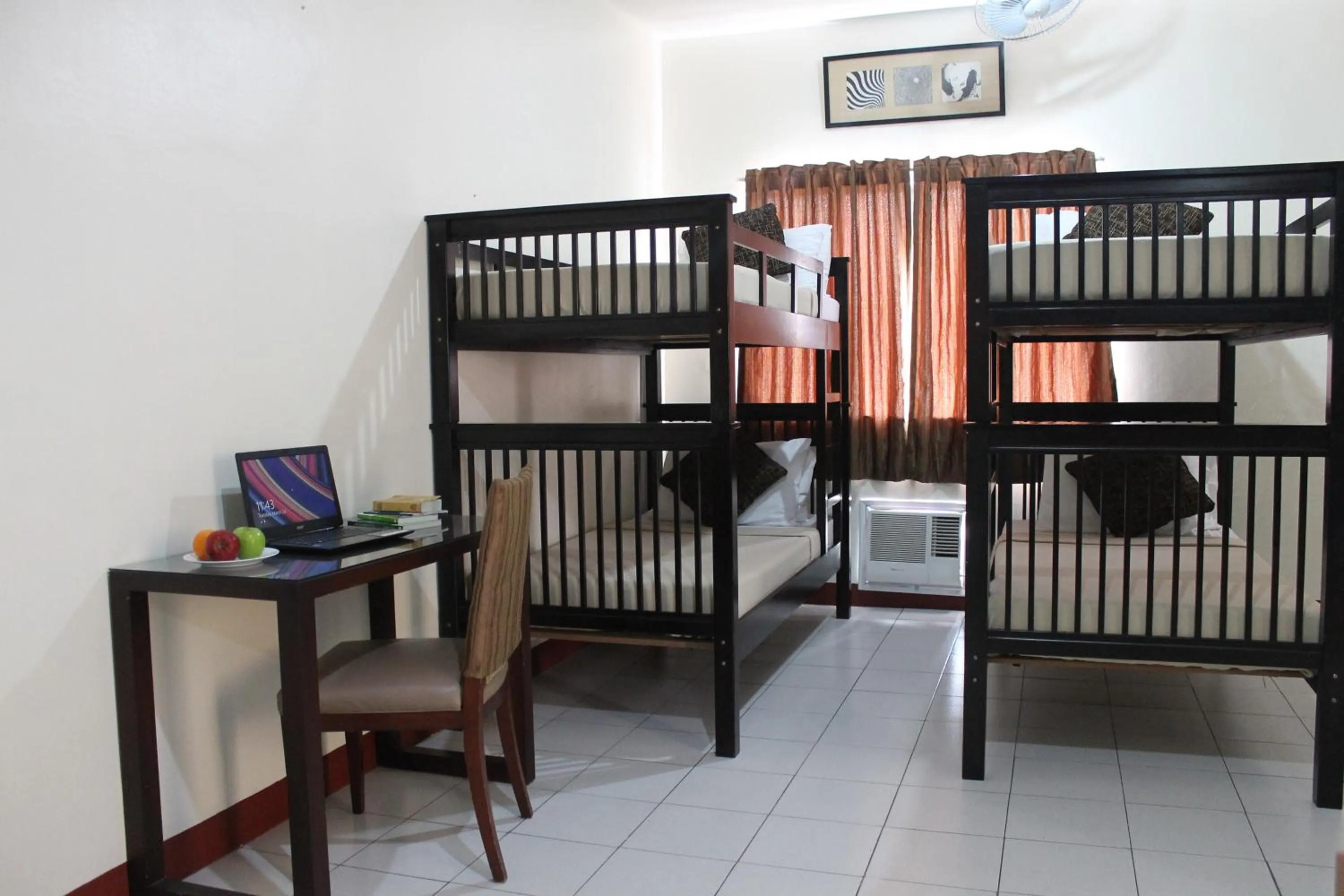 Photo of the whole room in La Casarita