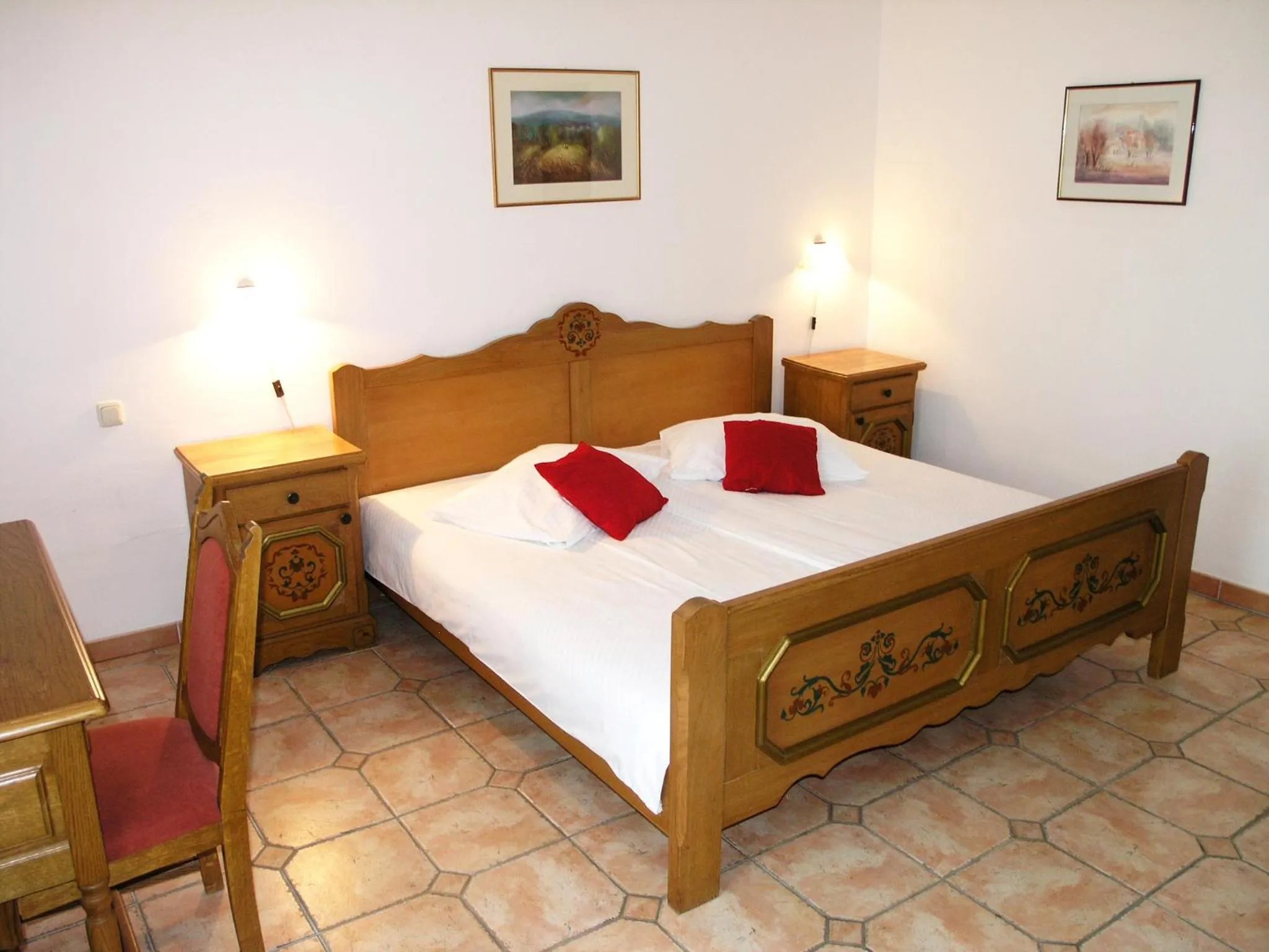 Bed in Hotel Kralj Tomislav