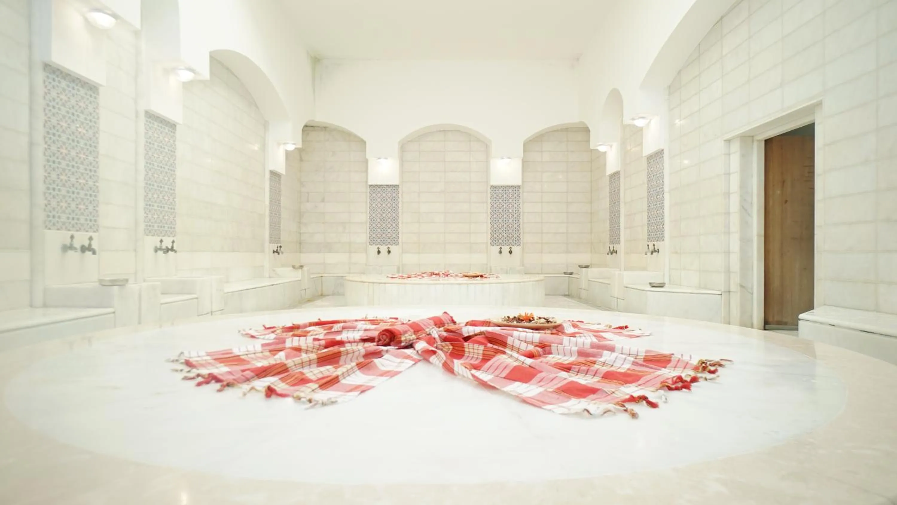 Steam room in Grand Hotel Ontur Cesme