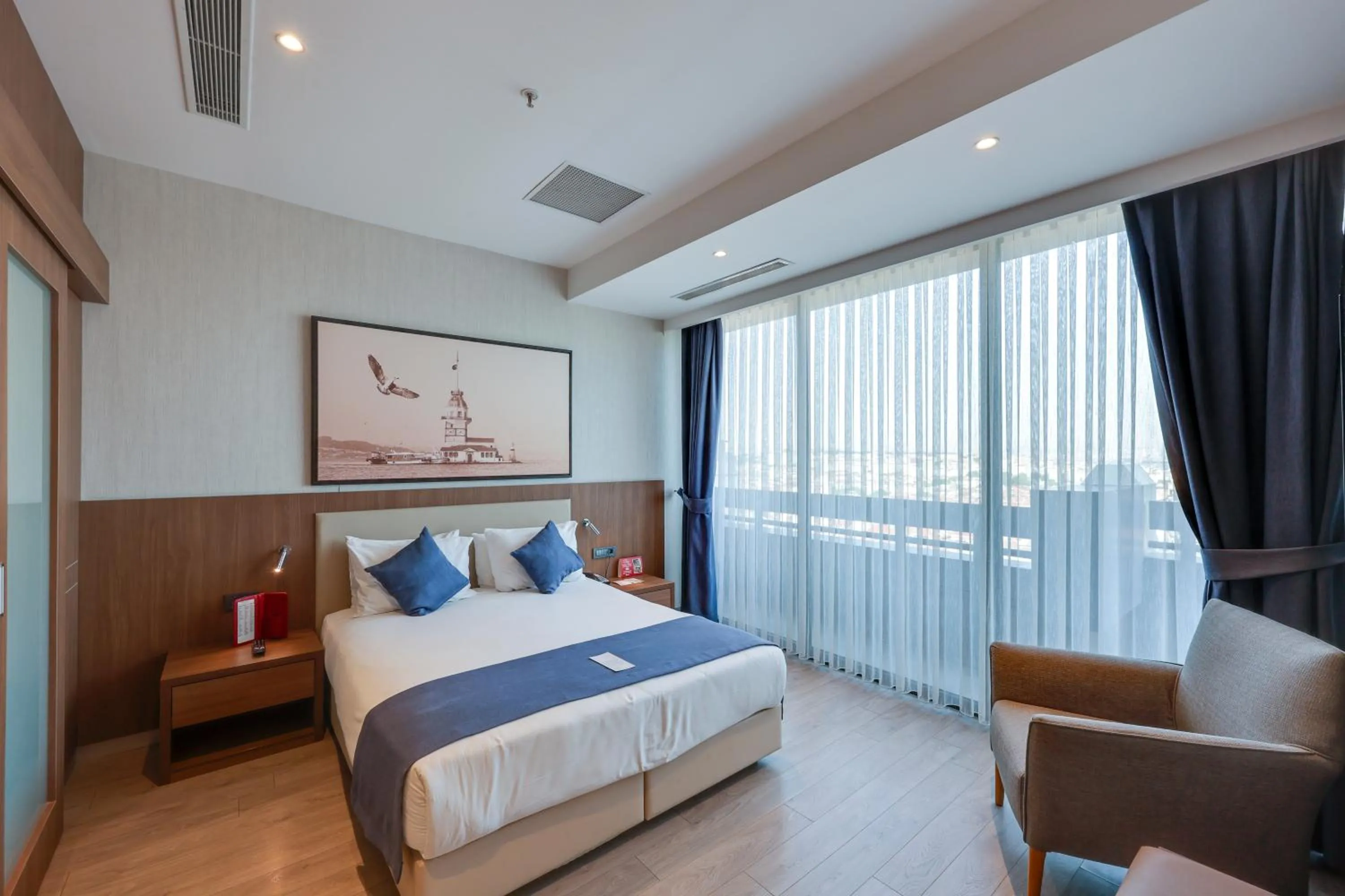 Terrace King Suite - Non-Smoking in Ramada by Wyndham Istanbul Old City