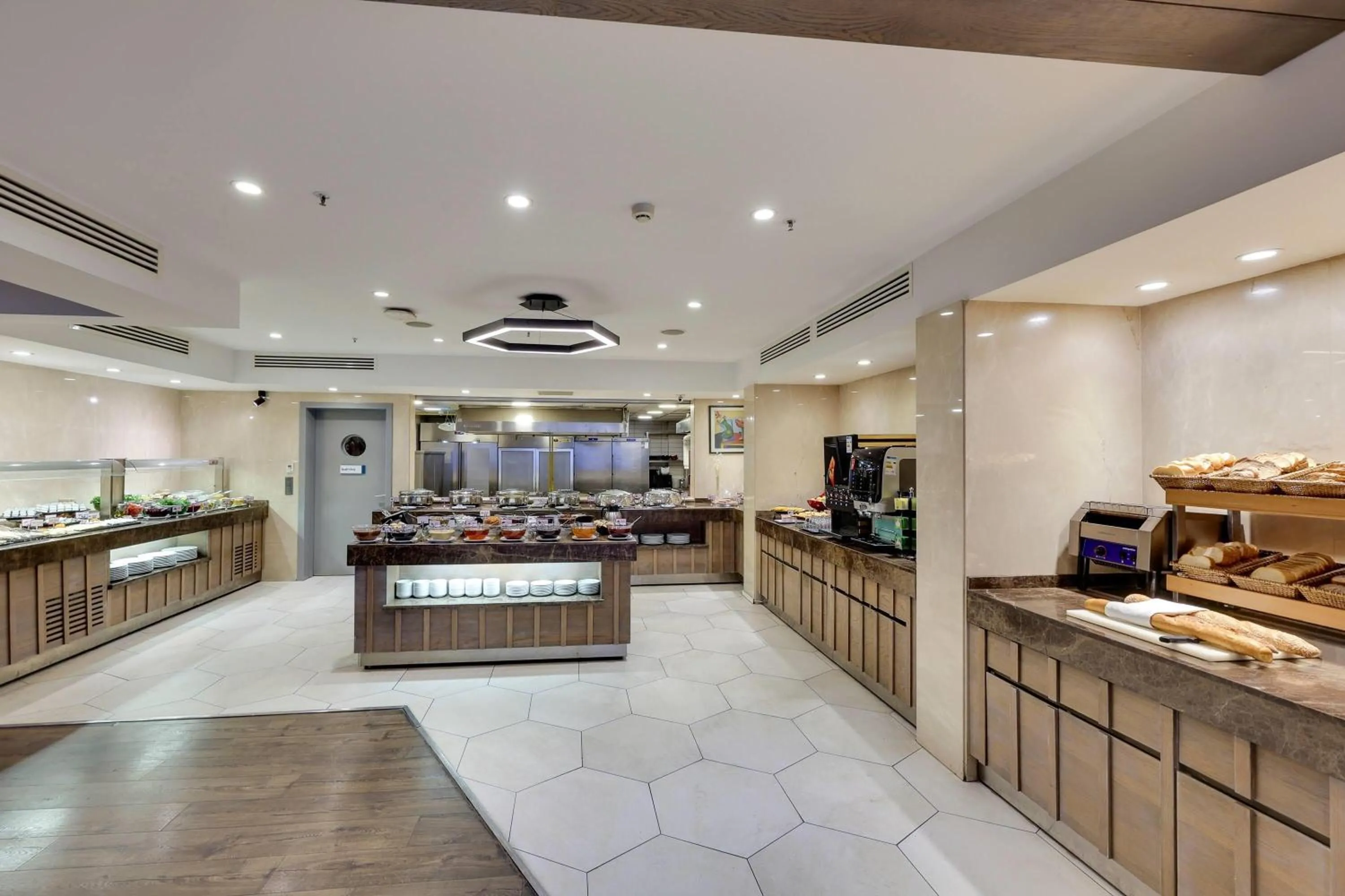 Restaurant/places to eat in Ramada by Wyndham Istanbul Old City