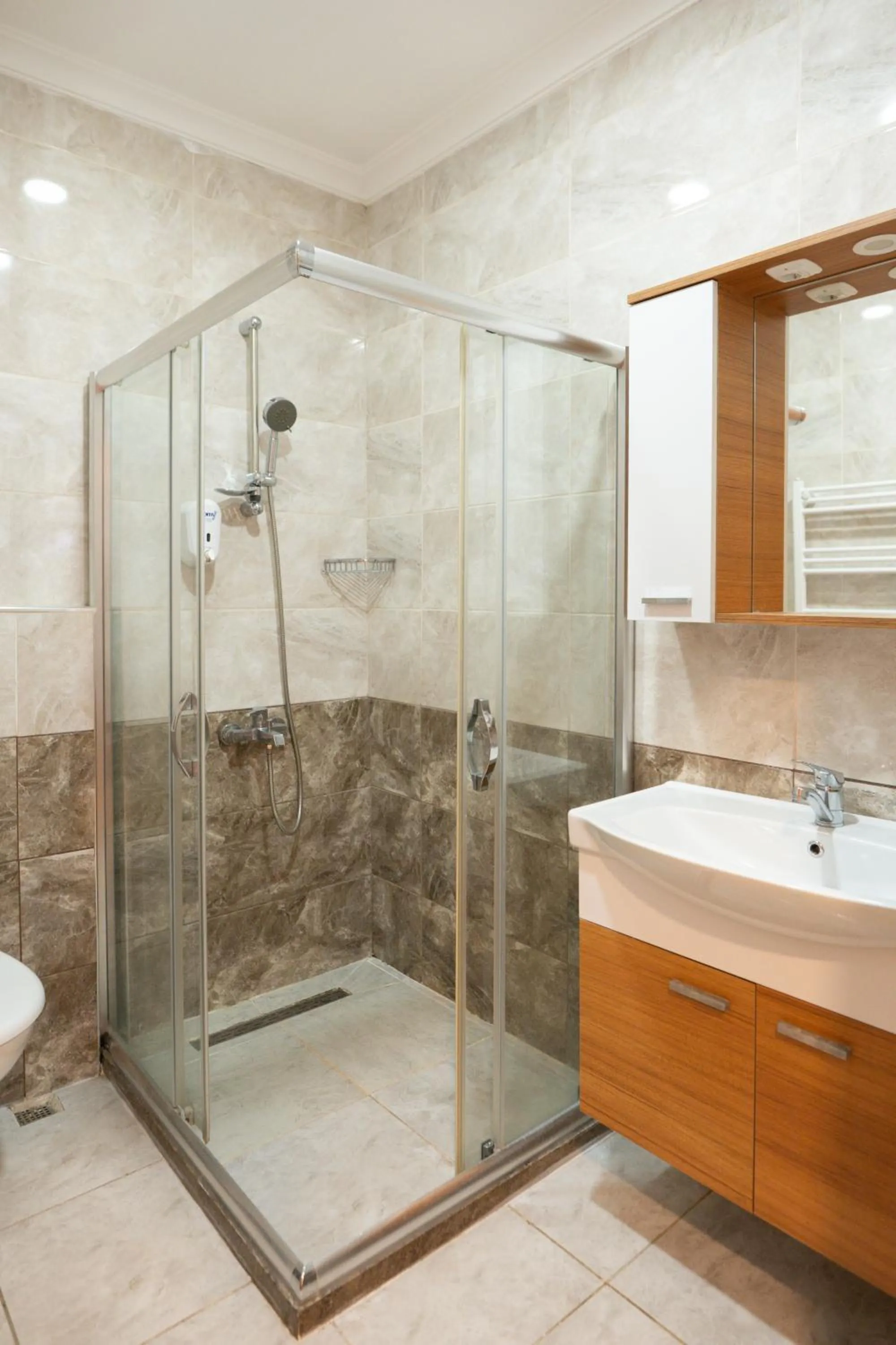 Shower in Angels Garden Hotel - Special Catagory