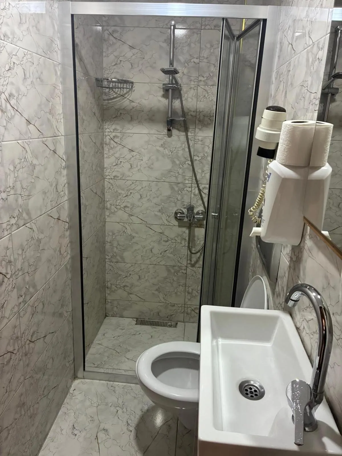 Shower in Angels Garden Hotel - Special Catagory