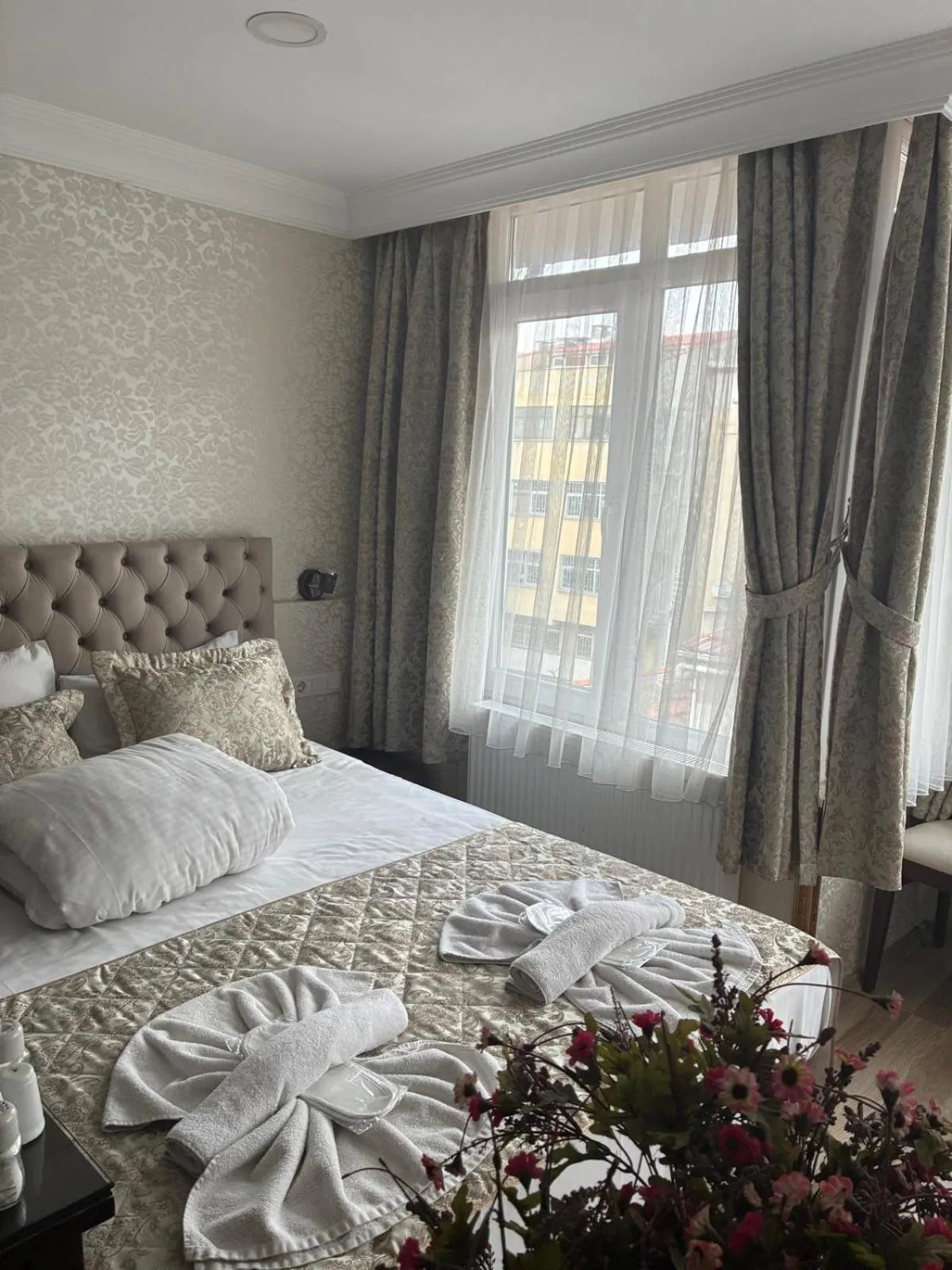 Bed in Angels Garden Hotel - Special Catagory