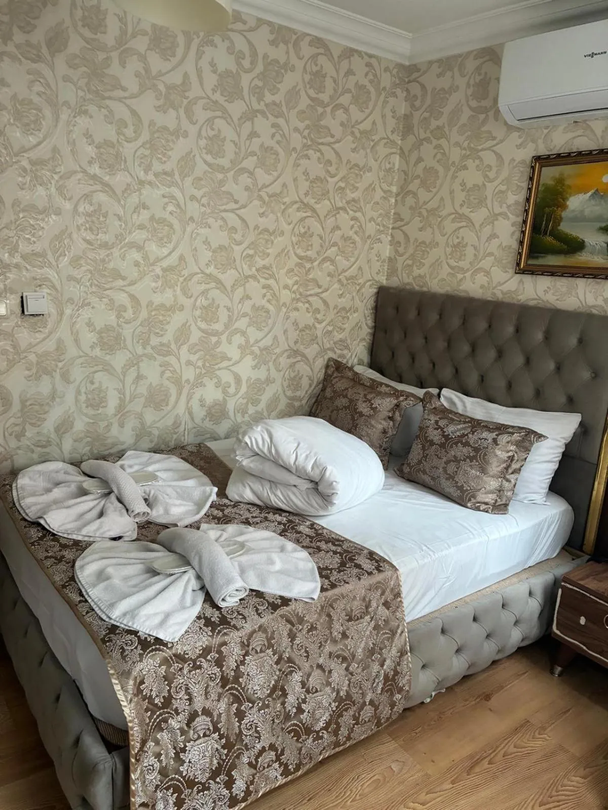 Bed in Angels Garden Hotel - Special Catagory