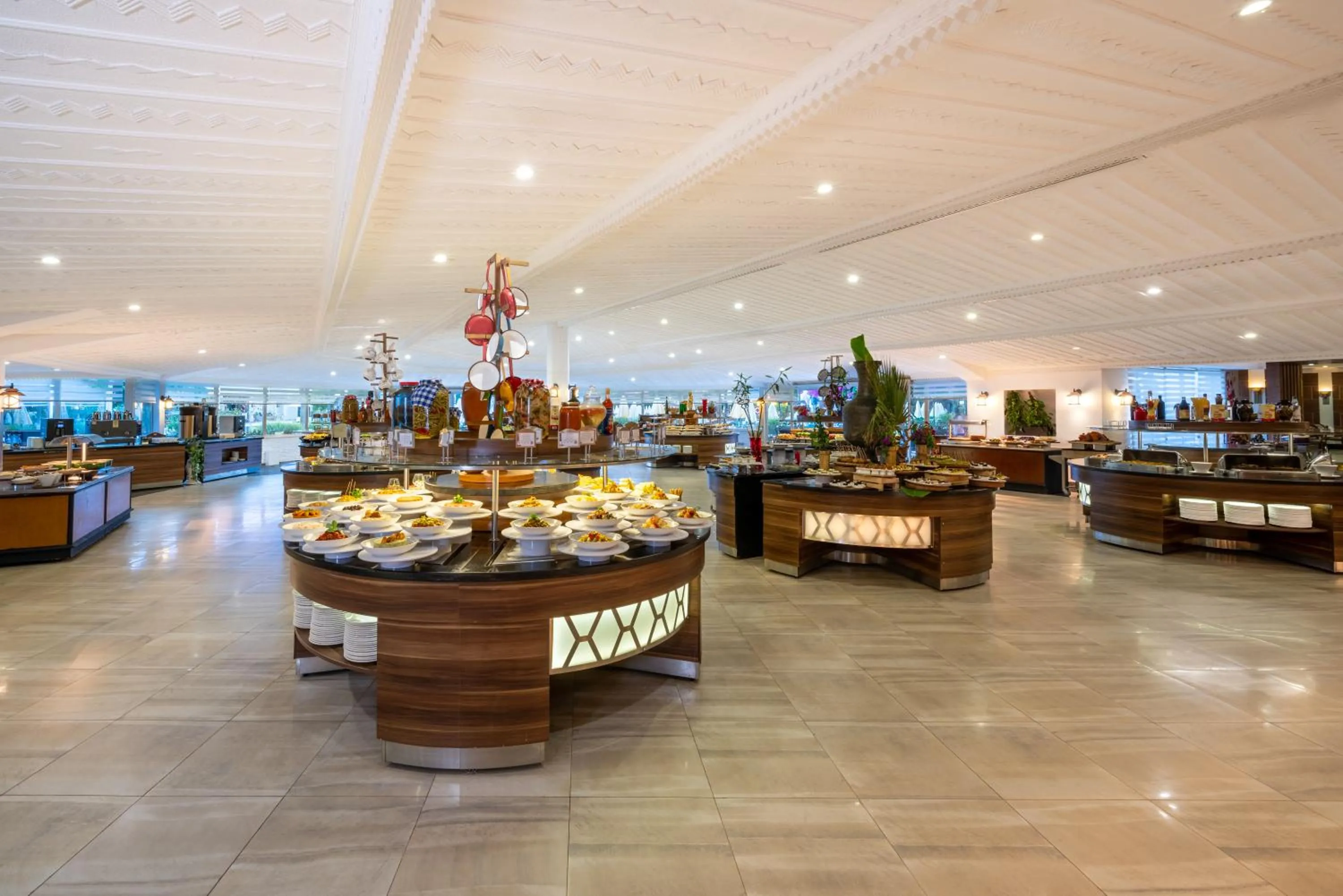 Breakfast in Selectum Family Resort Belek