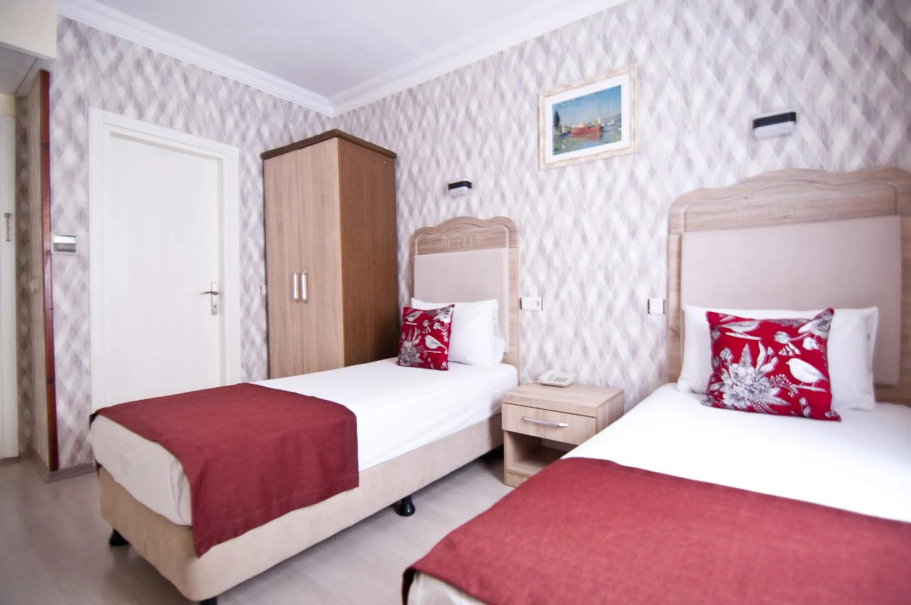 Photo of the whole room, Bed in Artefes Hotel Old City