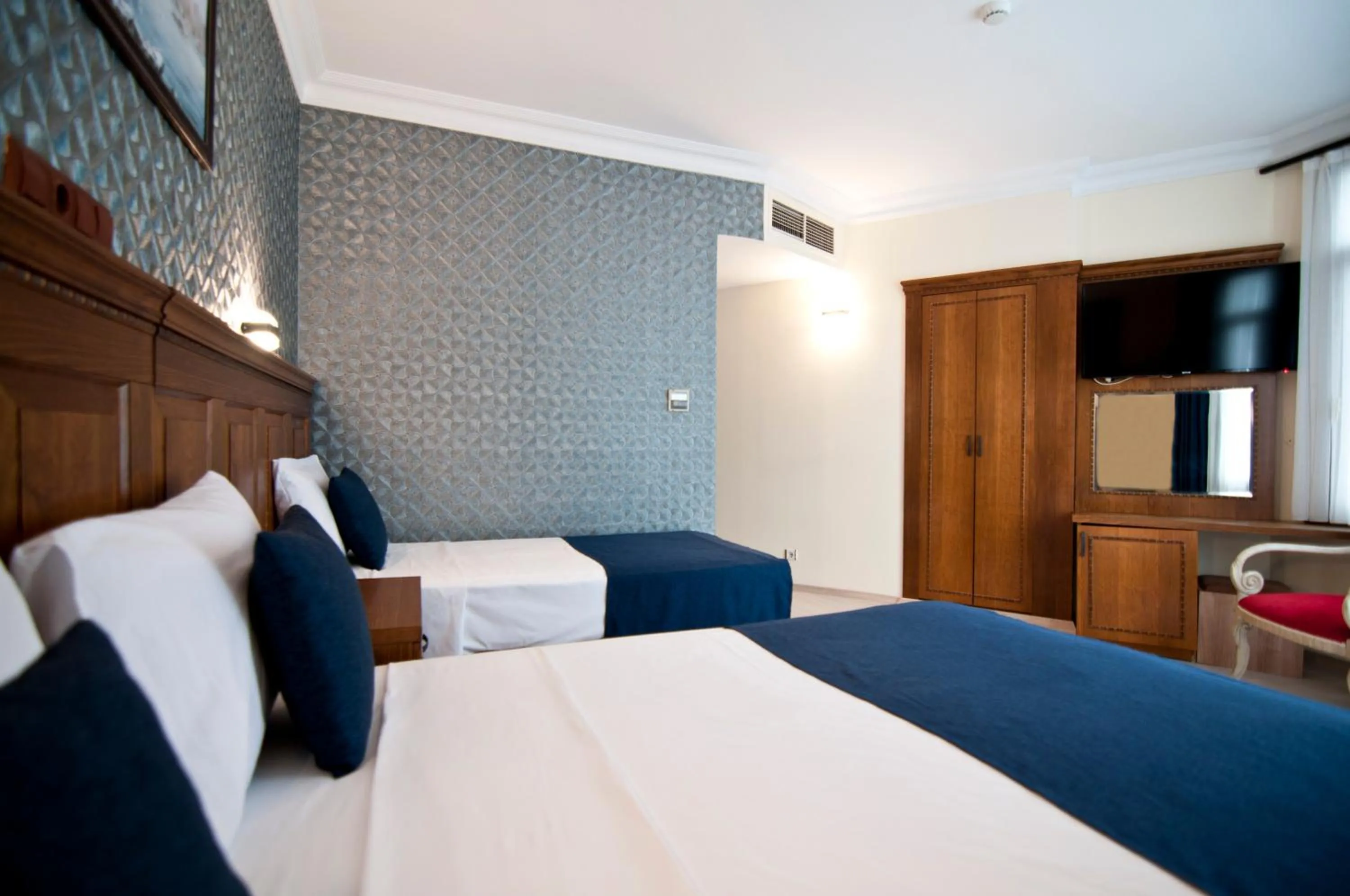 Photo of the whole room, Bed in Artefes Hotel Old City