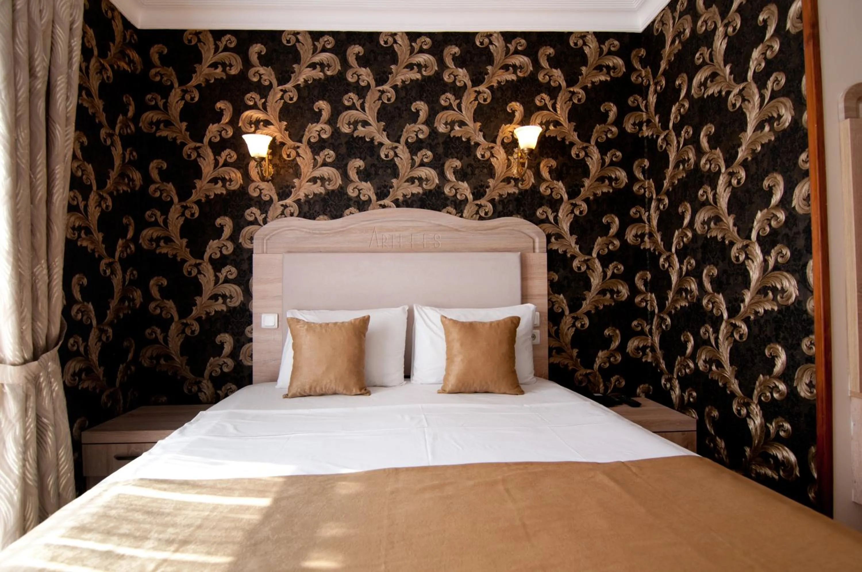 Bed in Artefes Hotel Old City