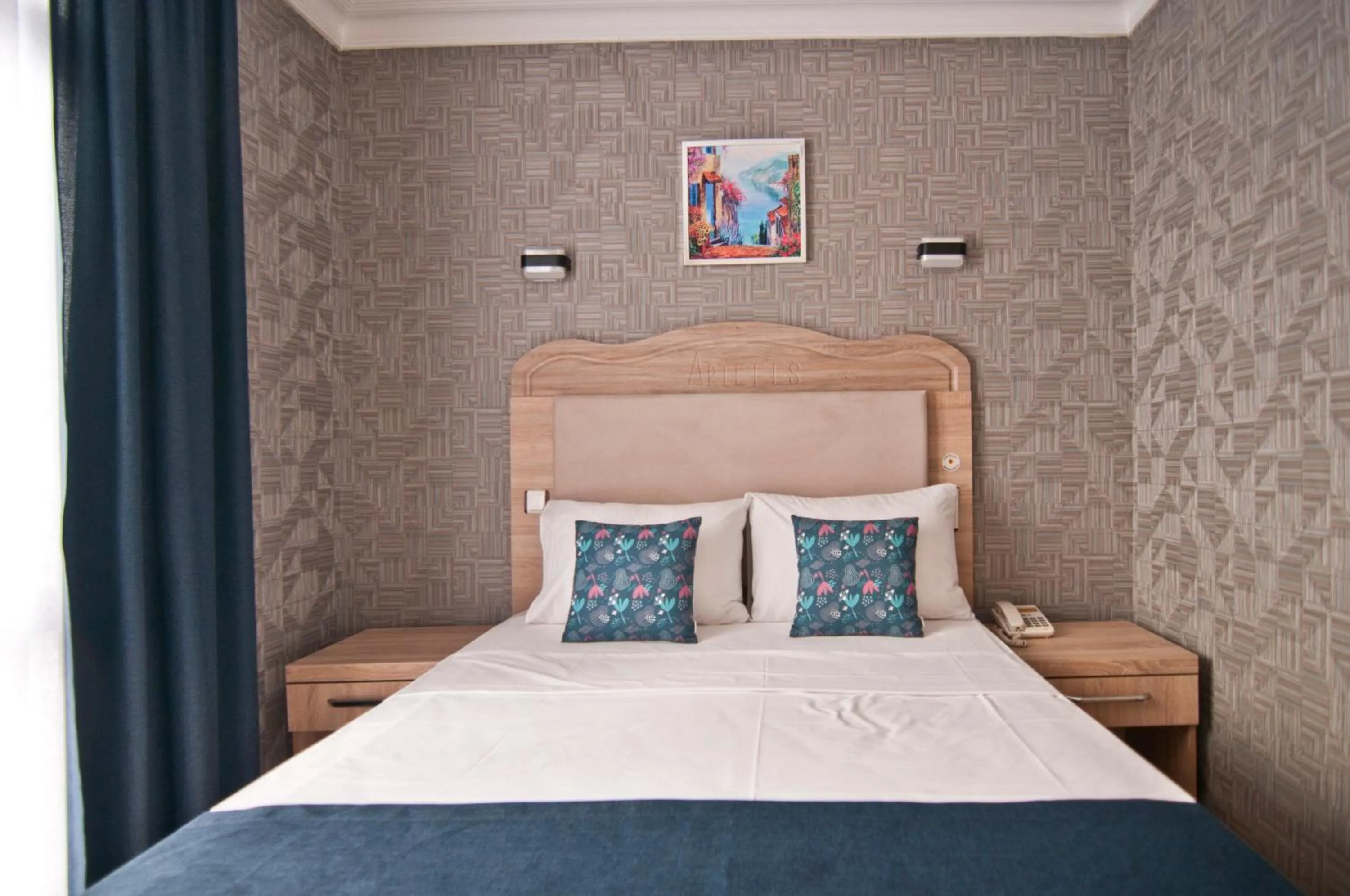 Bed in Artefes Hotel Old City