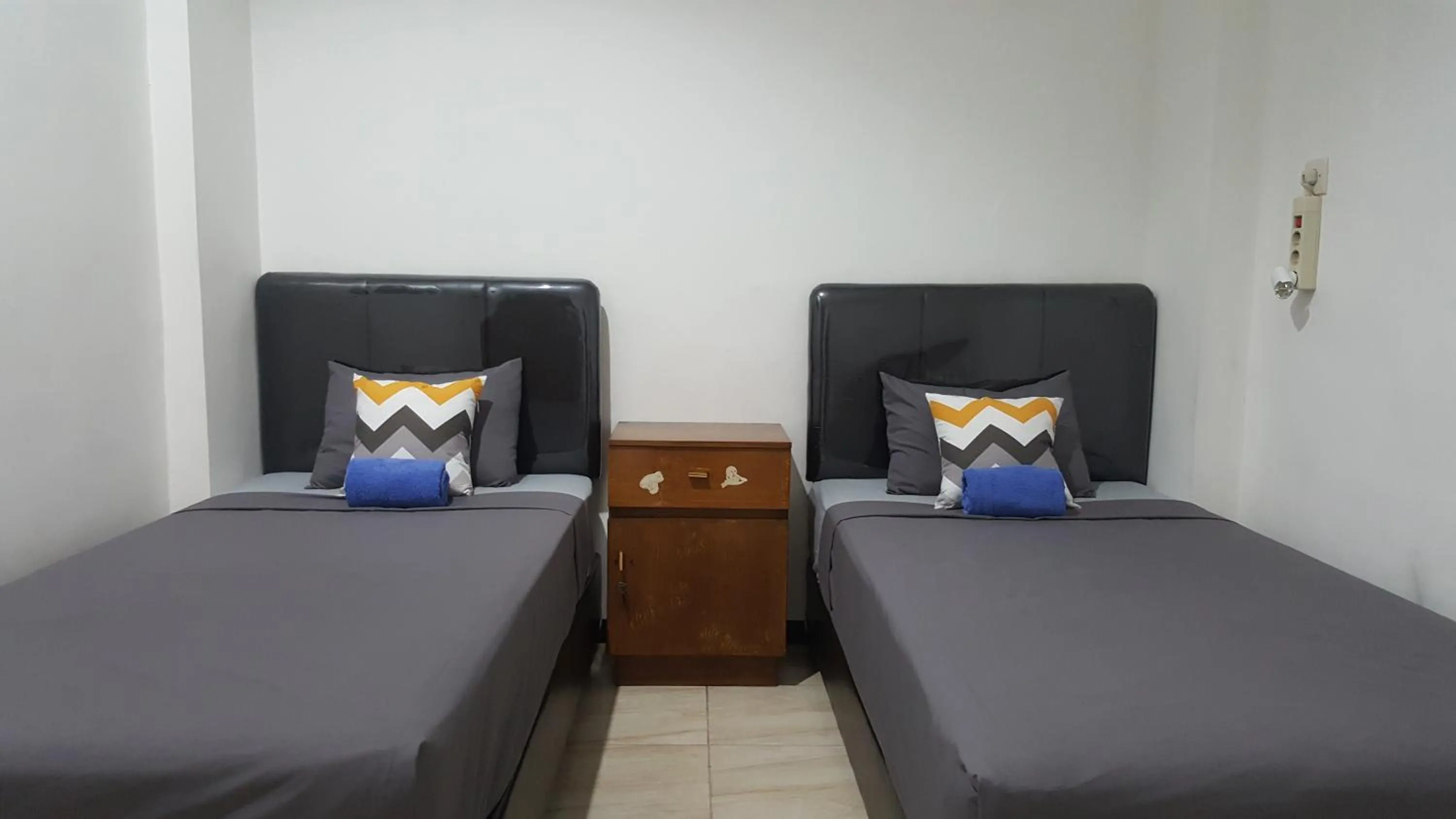 Bed in MADOR Malang Dorm Hostel