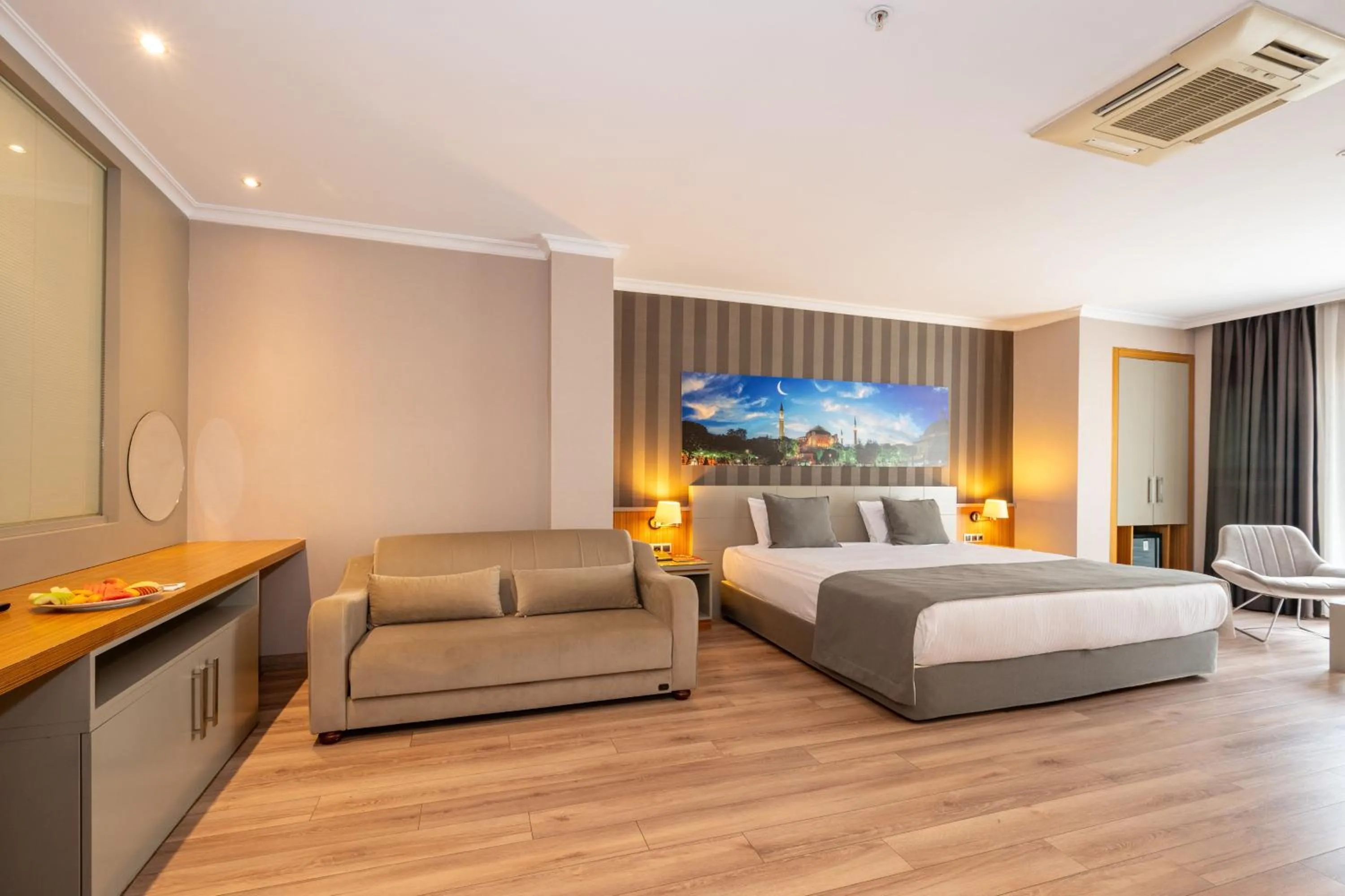 Seating area, Bed in Klas Hotel Istanbul Old City