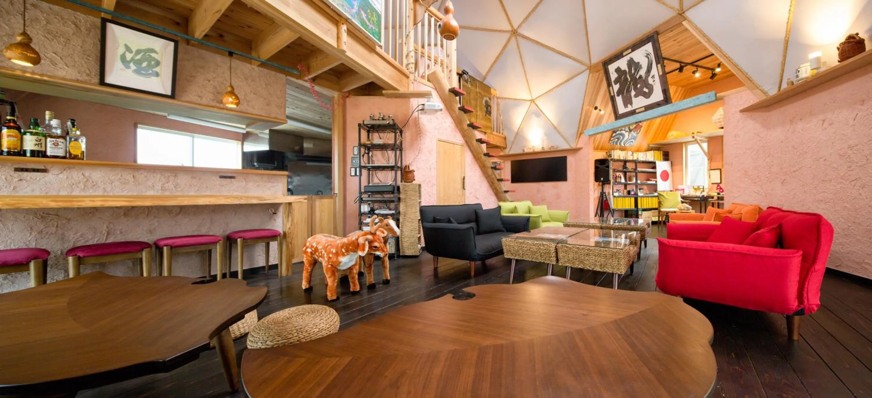 Dining area in Twin Dome Ryugu