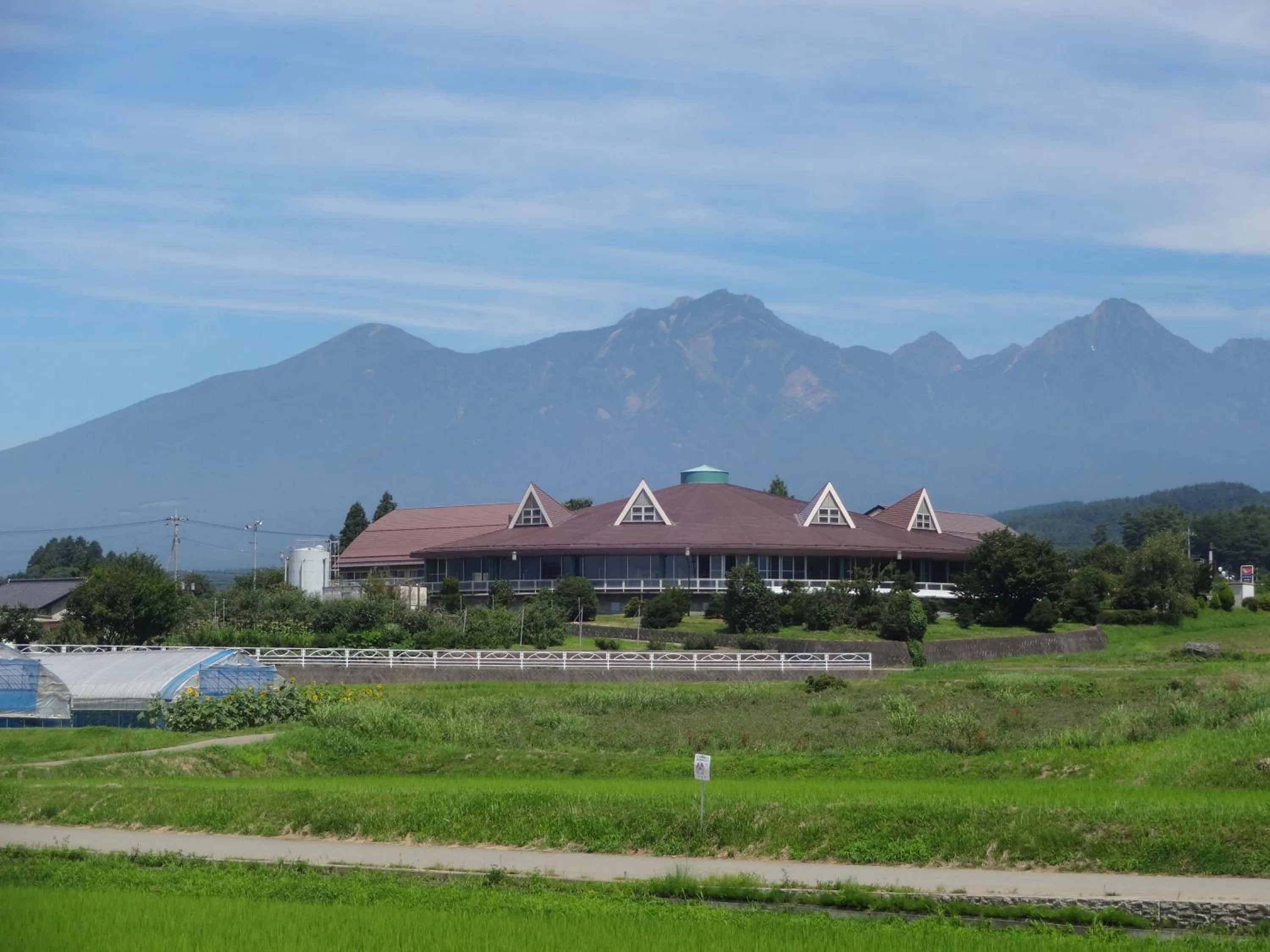 Nearby landmark in Twin Dome Ryugu