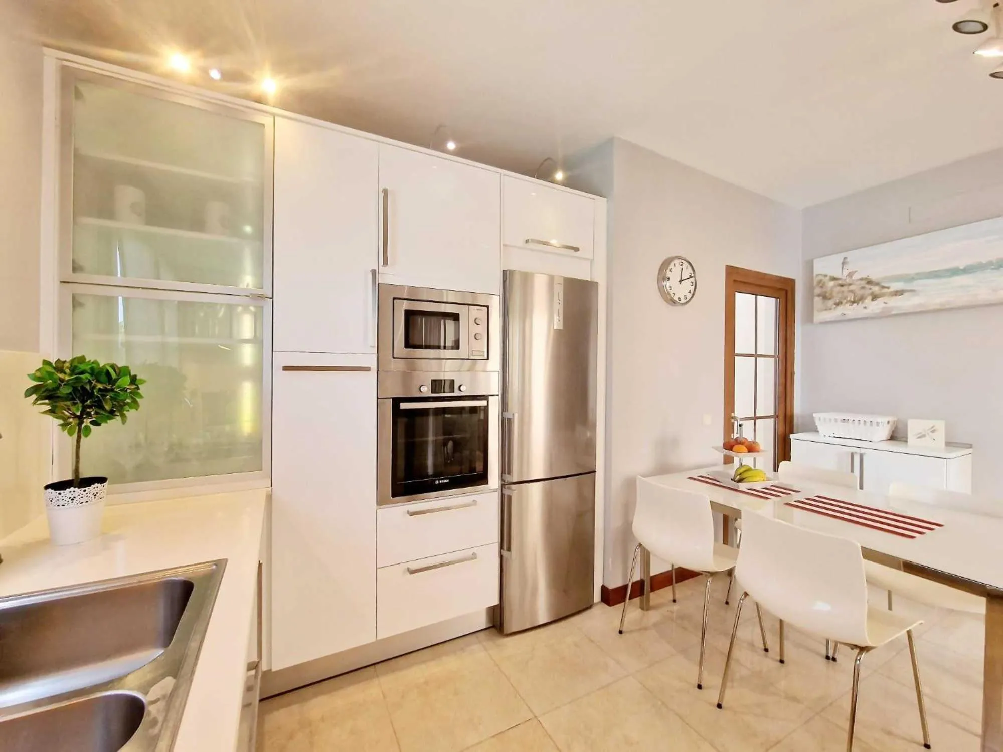 Kitchen or kitchenette in Casa Daniela en Costa Teguise