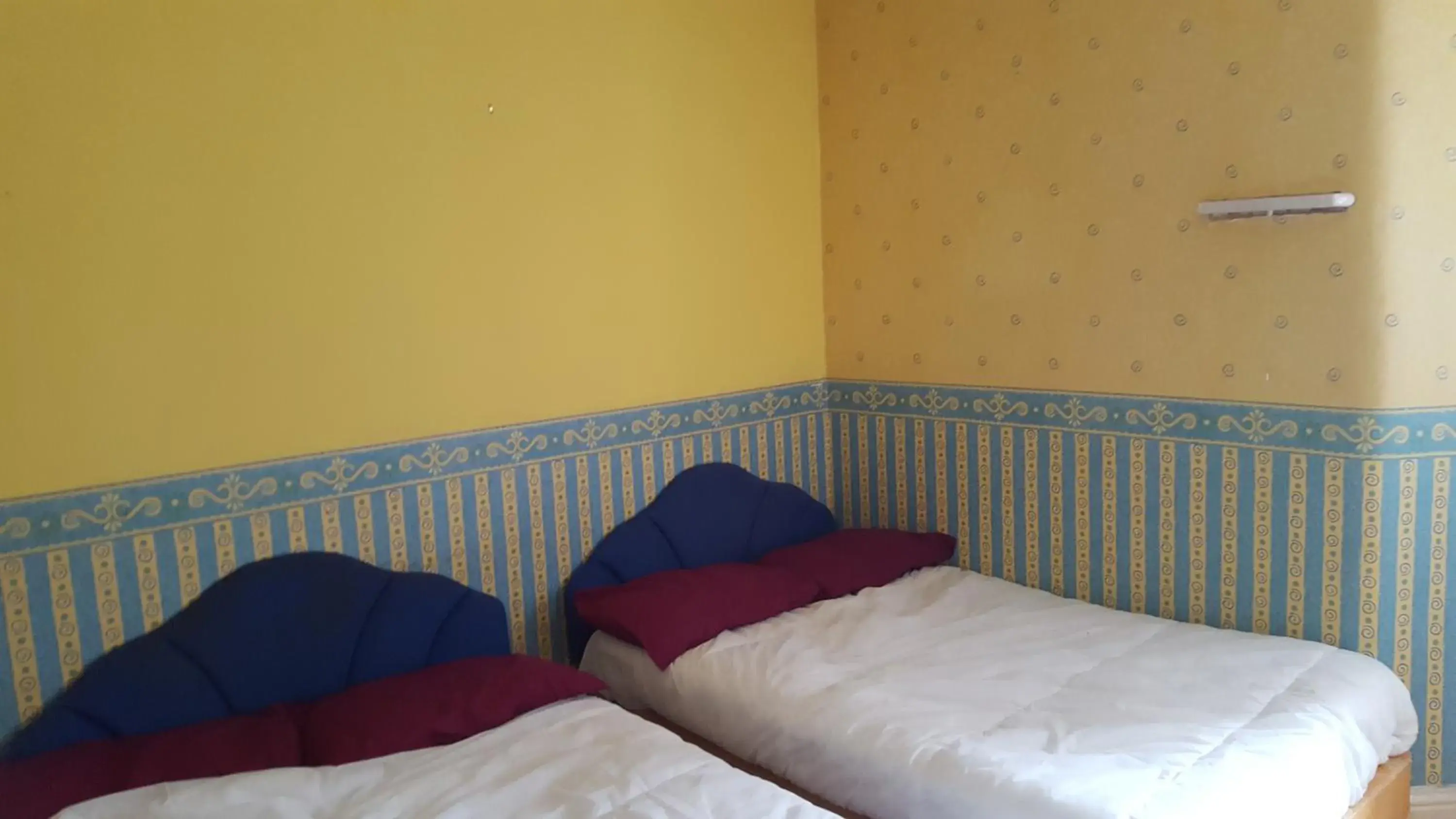 Double Room with Private Bathroom in Wishing Well Guest House Double Room with Private Bathroom in Wishing Well Guest House
