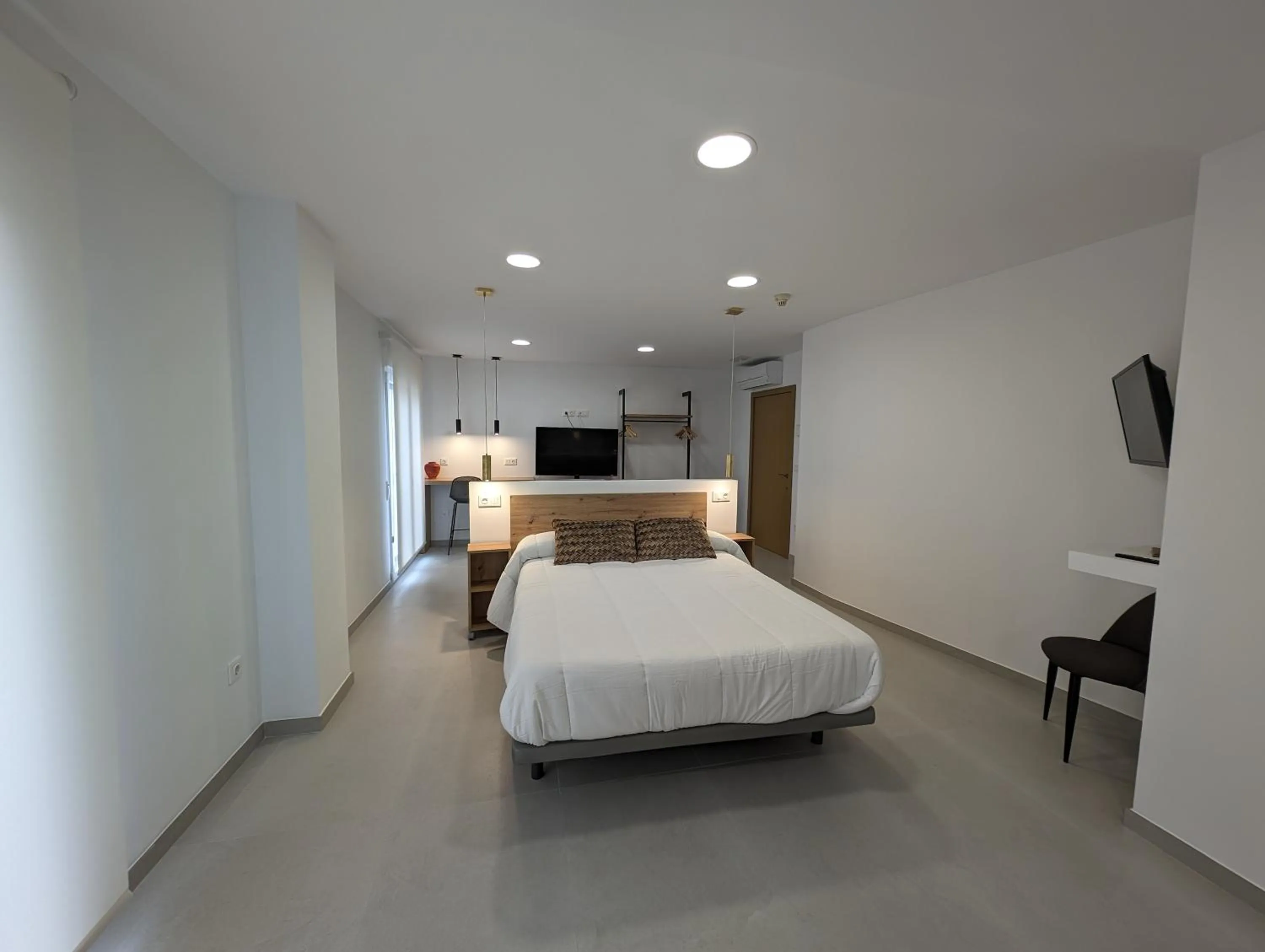 Photo of the whole room, Bed in Gran Hotel Toledo