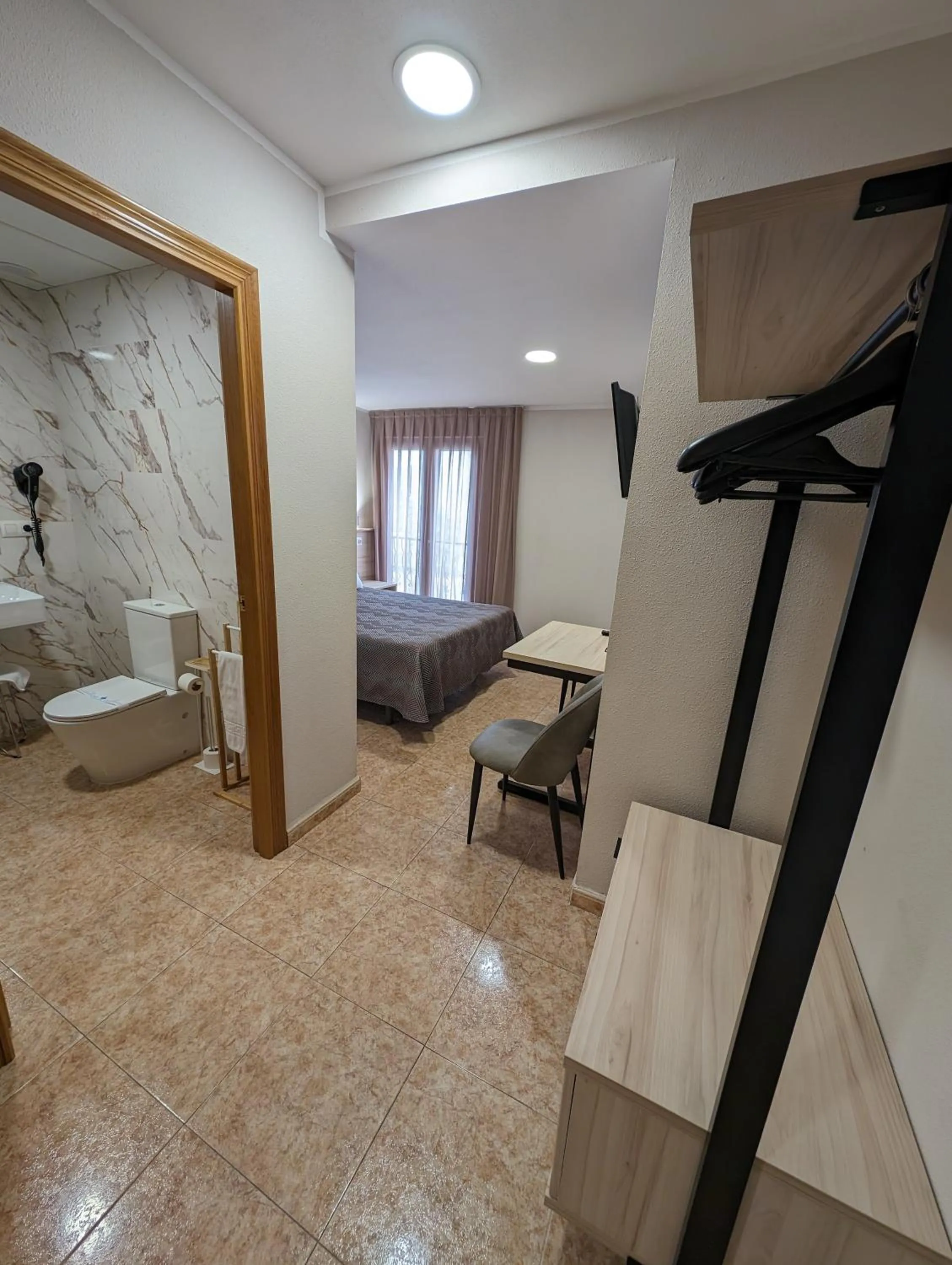 Photo of the whole room, Bed in Gran Hotel Toledo