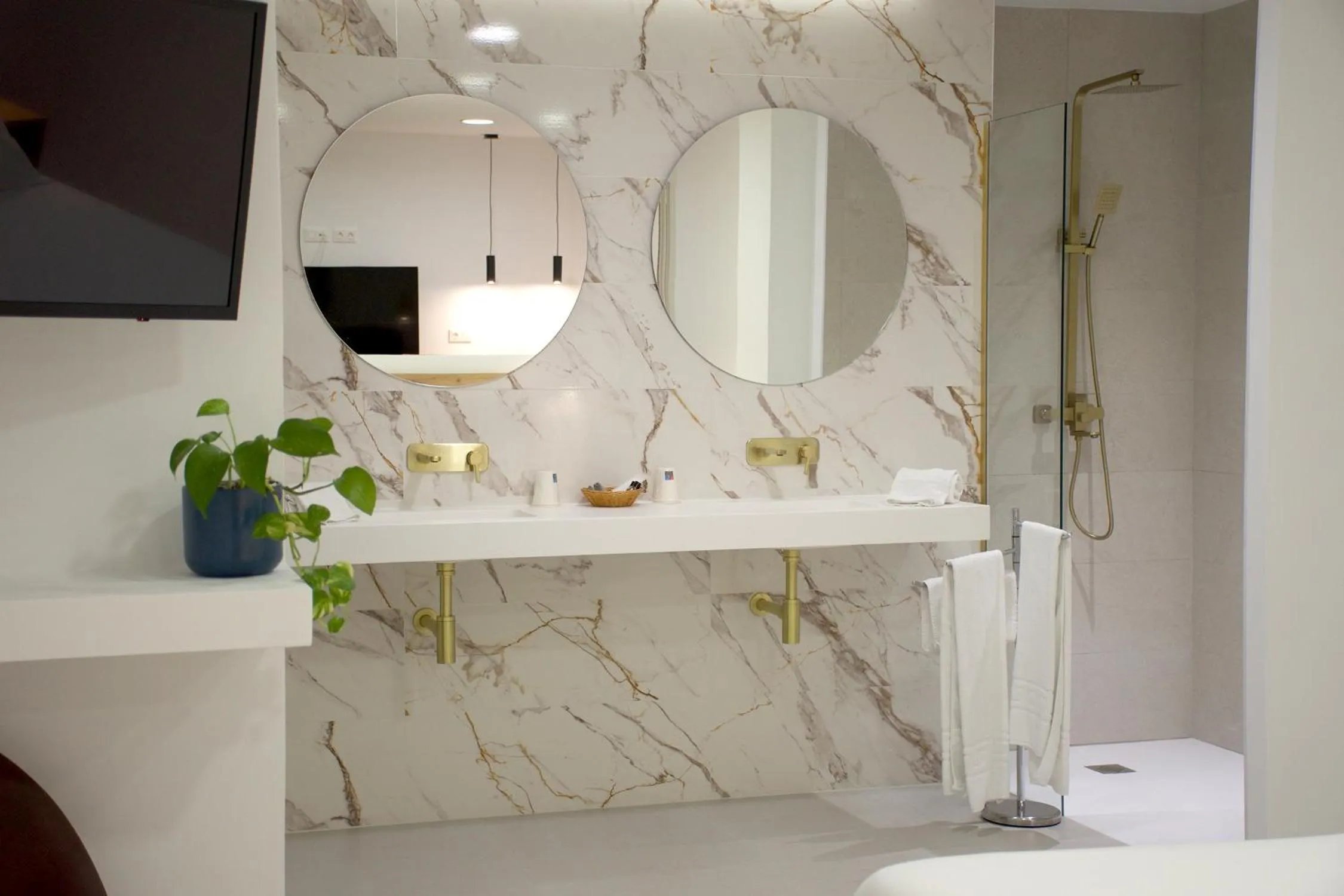 Bathroom in Gran Hotel Toledo