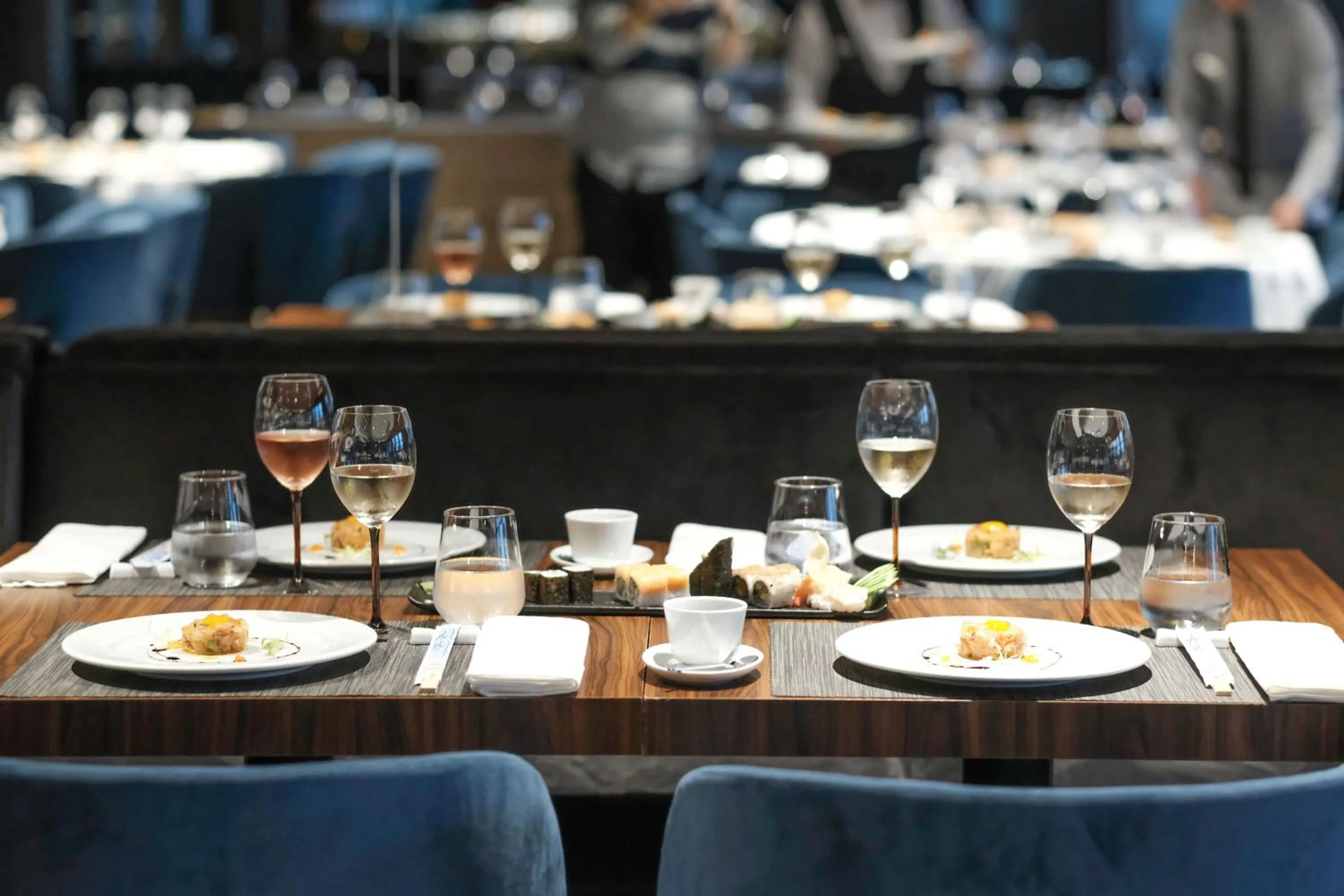 Restaurant/places to eat in Paloma Perissia