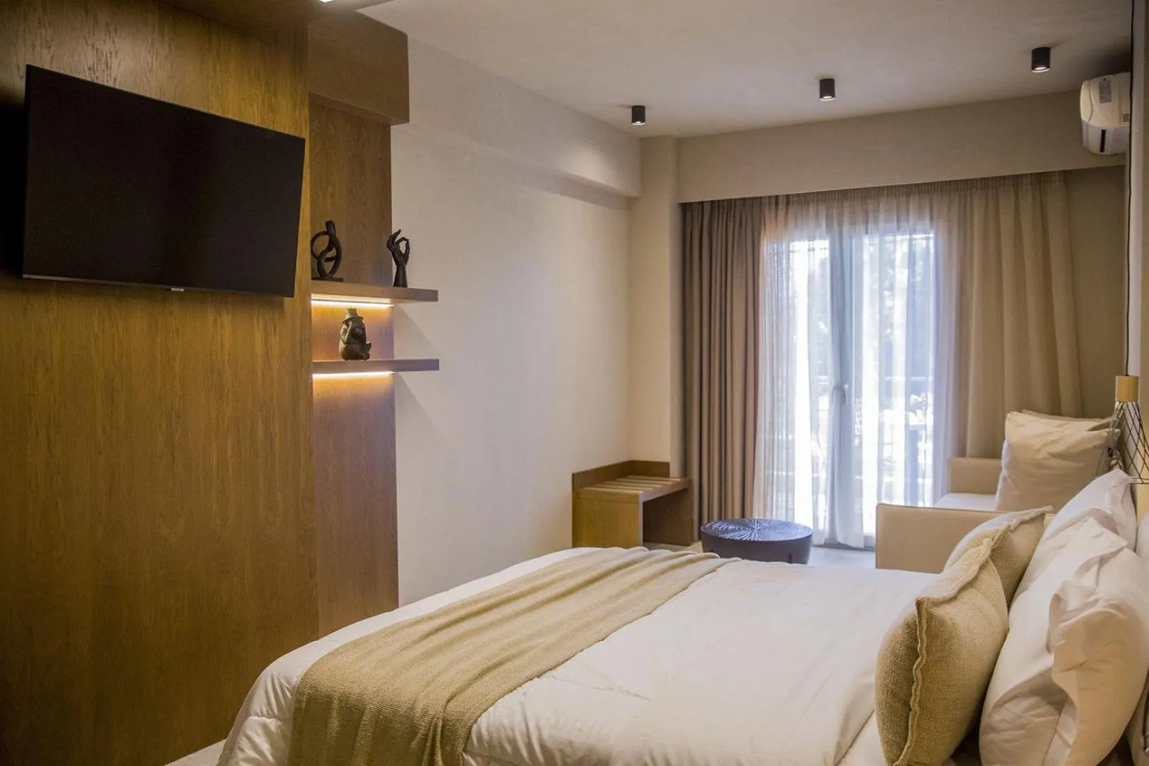 Bedroom, Bed in Kasta Beach Hotel