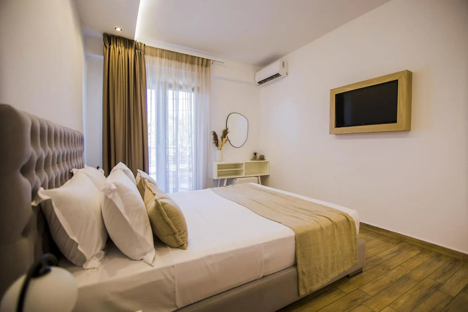 Bed in Kasta Beach Hotel