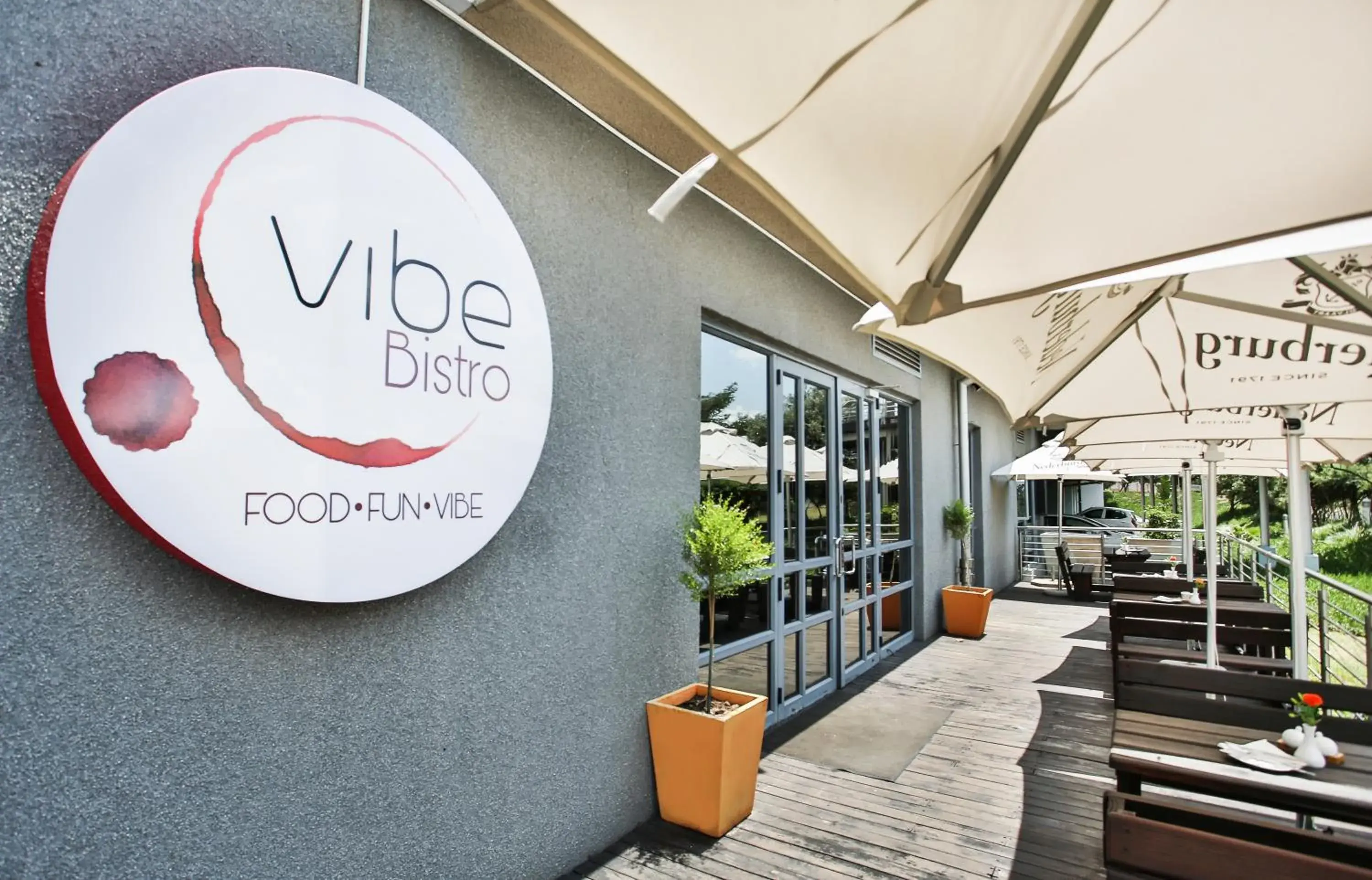 Restaurant/places to eat in Holiday Inn Express Sandton-Woodmead by IHG Restaurant/places to eat in Holiday Inn Express Sandton-Woodmead by IHG