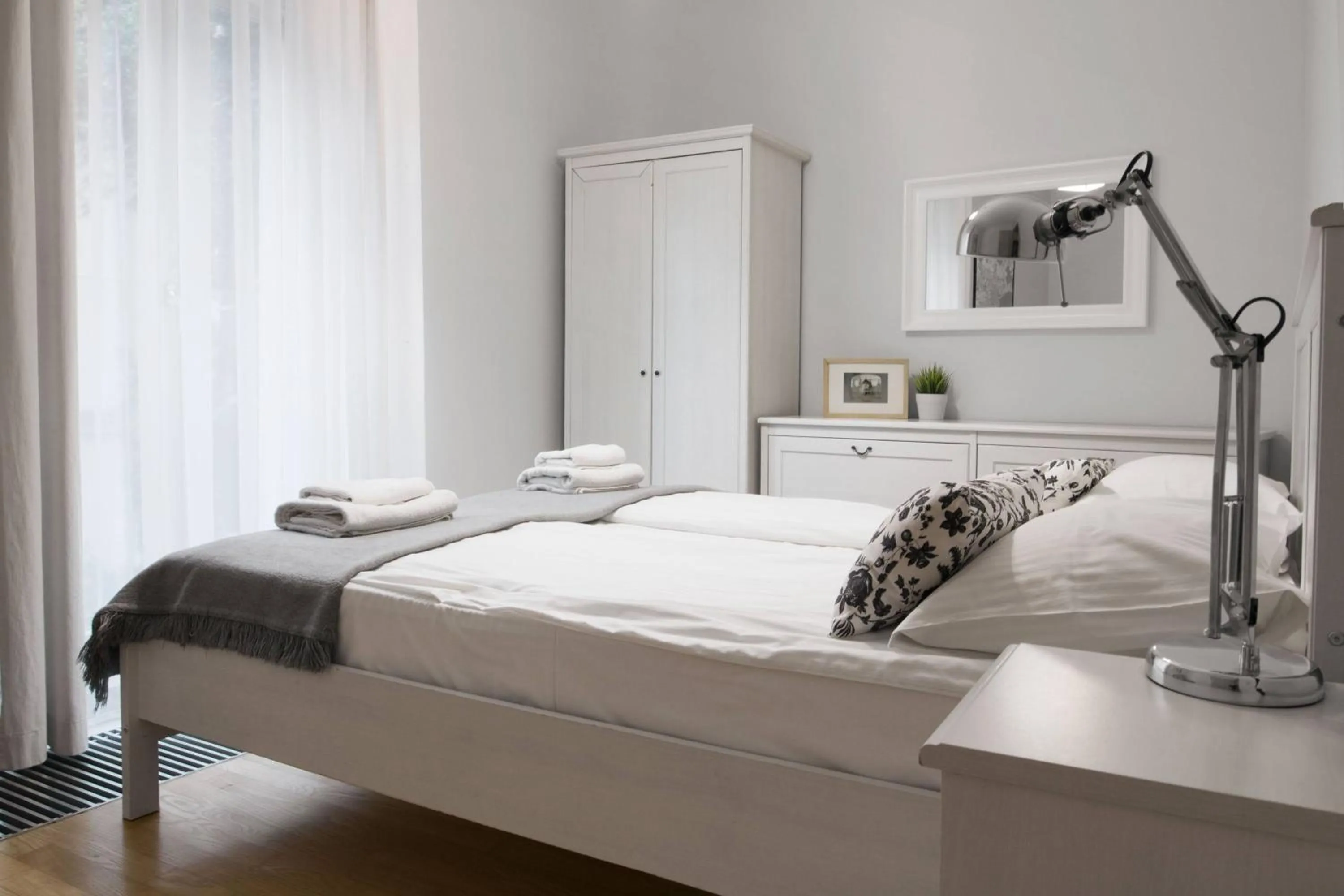 Bed in Yourplace Biskupia Old Town Apartments