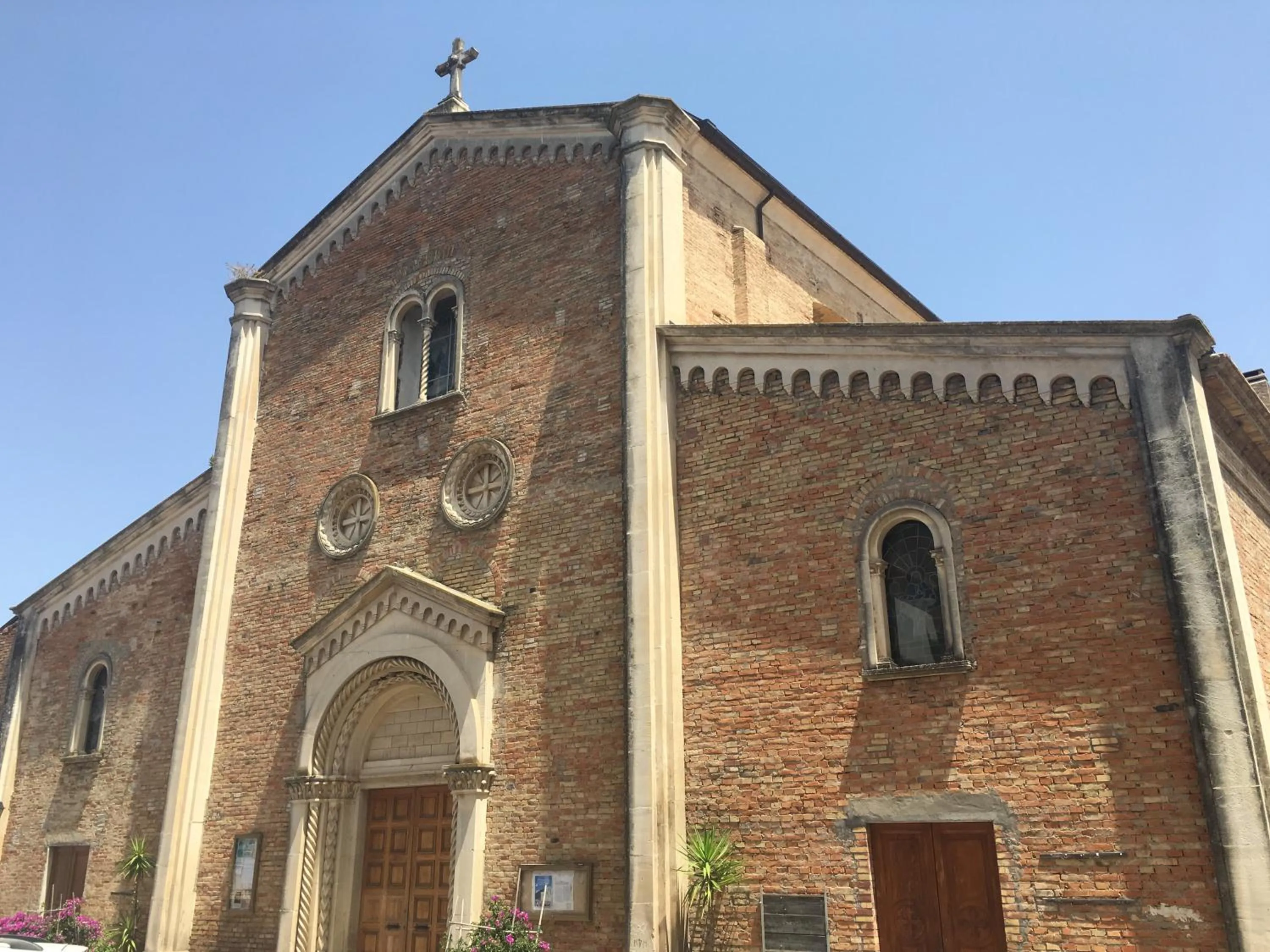 Nearby landmark in Pollutrendy