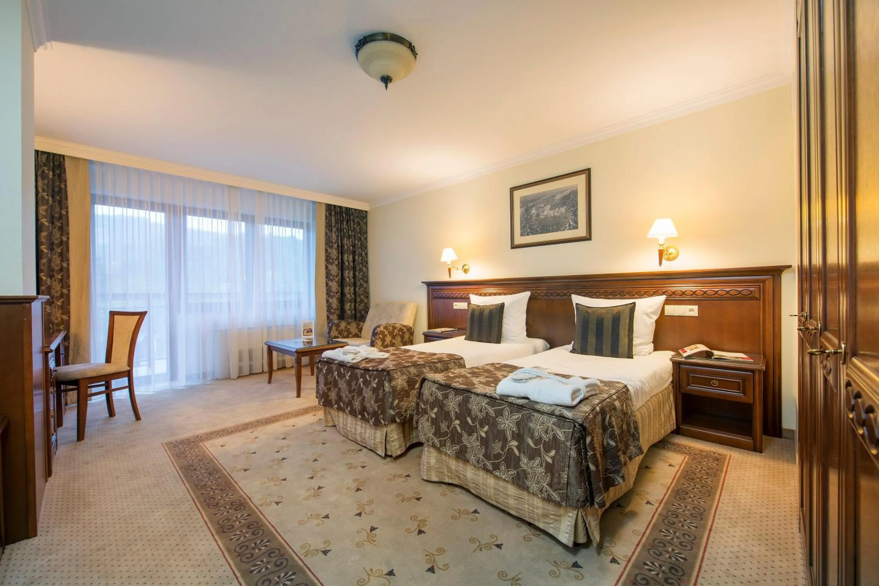 Classic Twin Room in Hotel Prezydent Krynica Zdrój