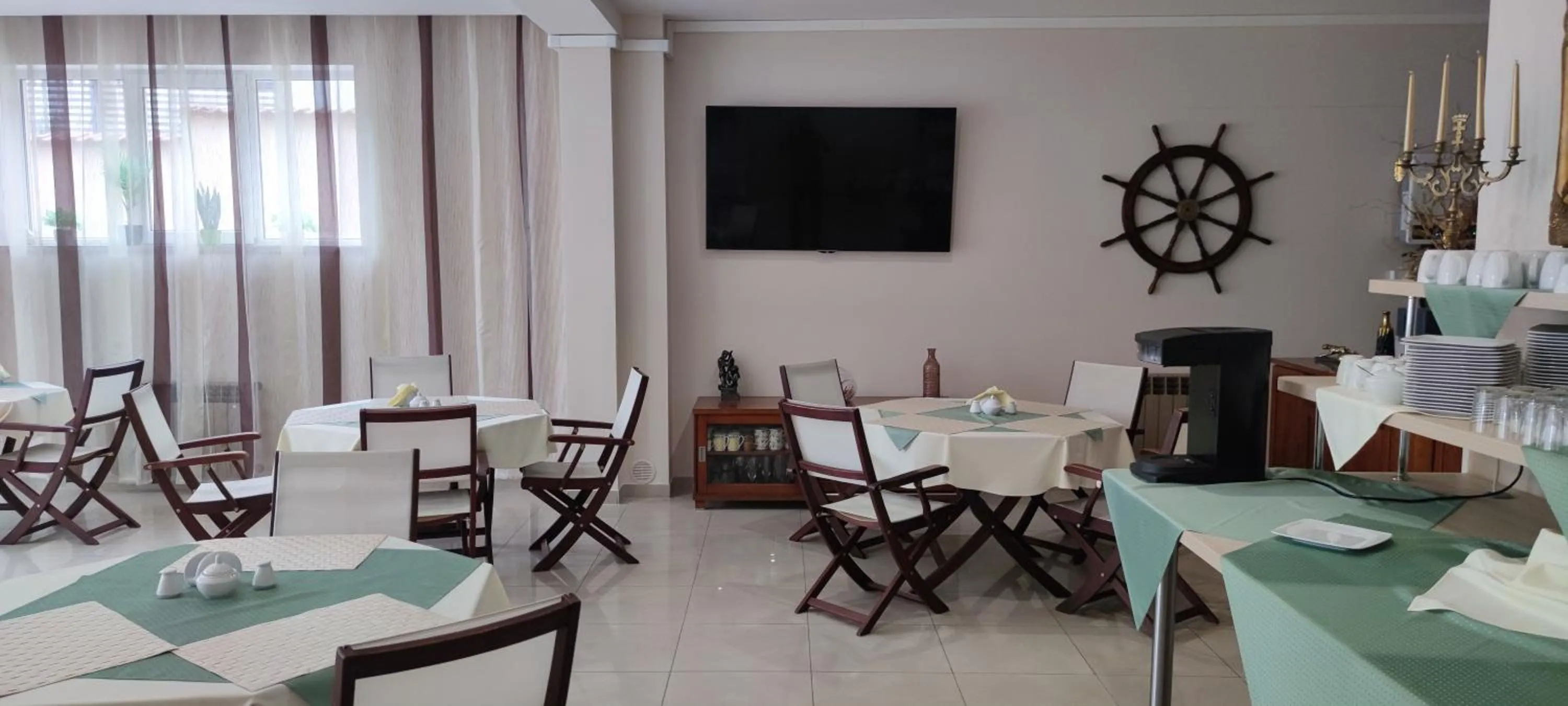 Dining area in Villa Gdańsk