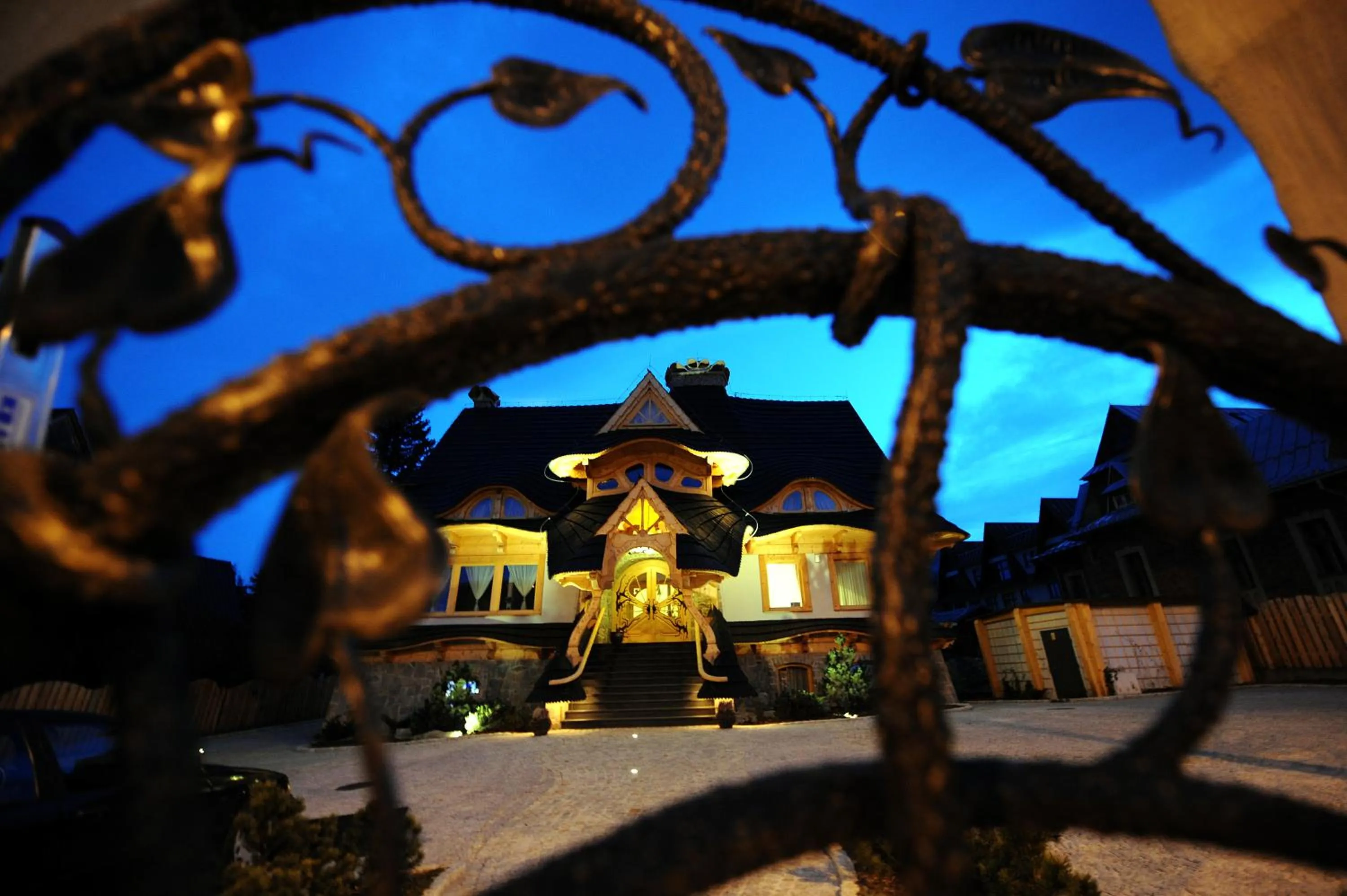 Facade/entrance in Willa Kominiarski Wierch