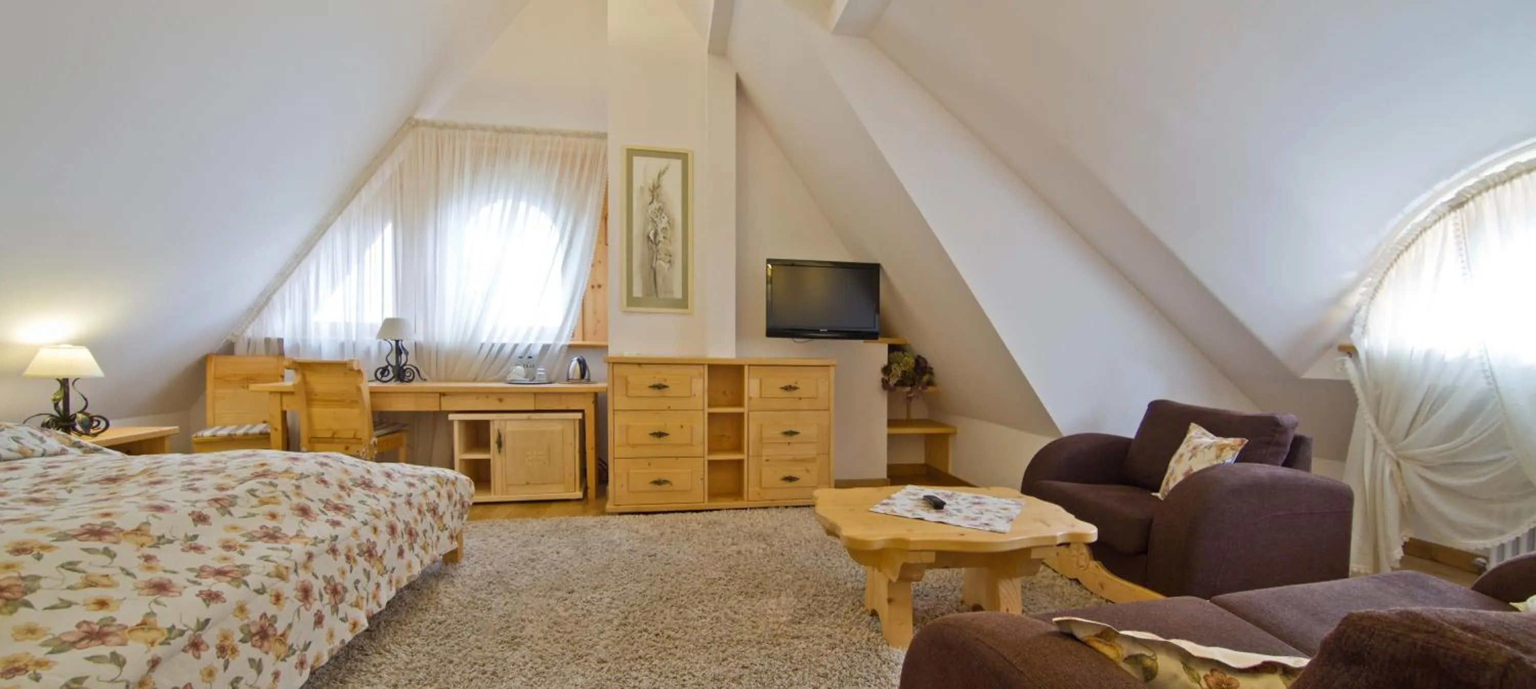 Photo of the whole room, Bed in Willa Kominiarski Wierch