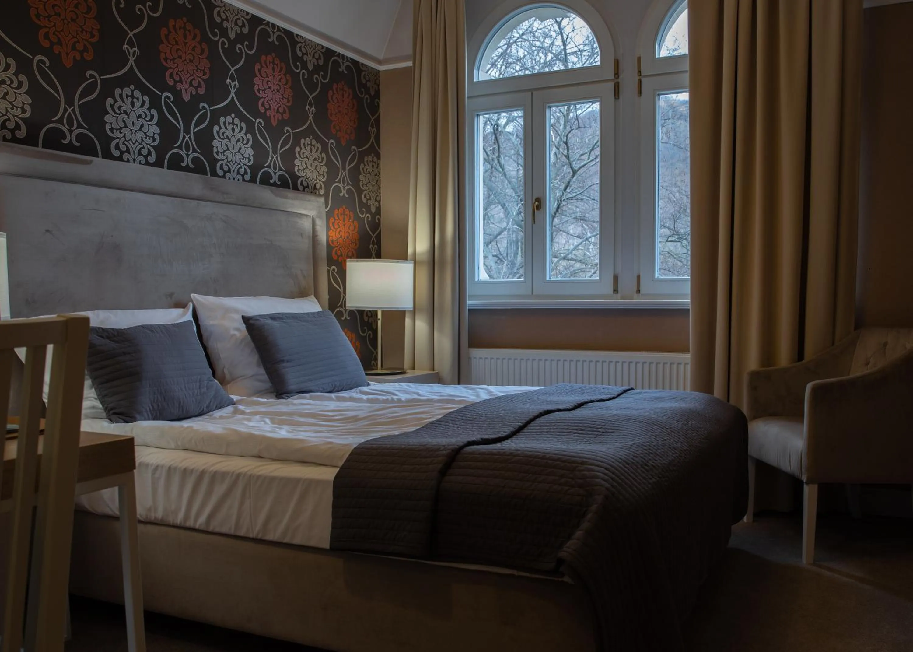 Bed in Hotel Dębowy Biowellness & SPA Góry Sowie