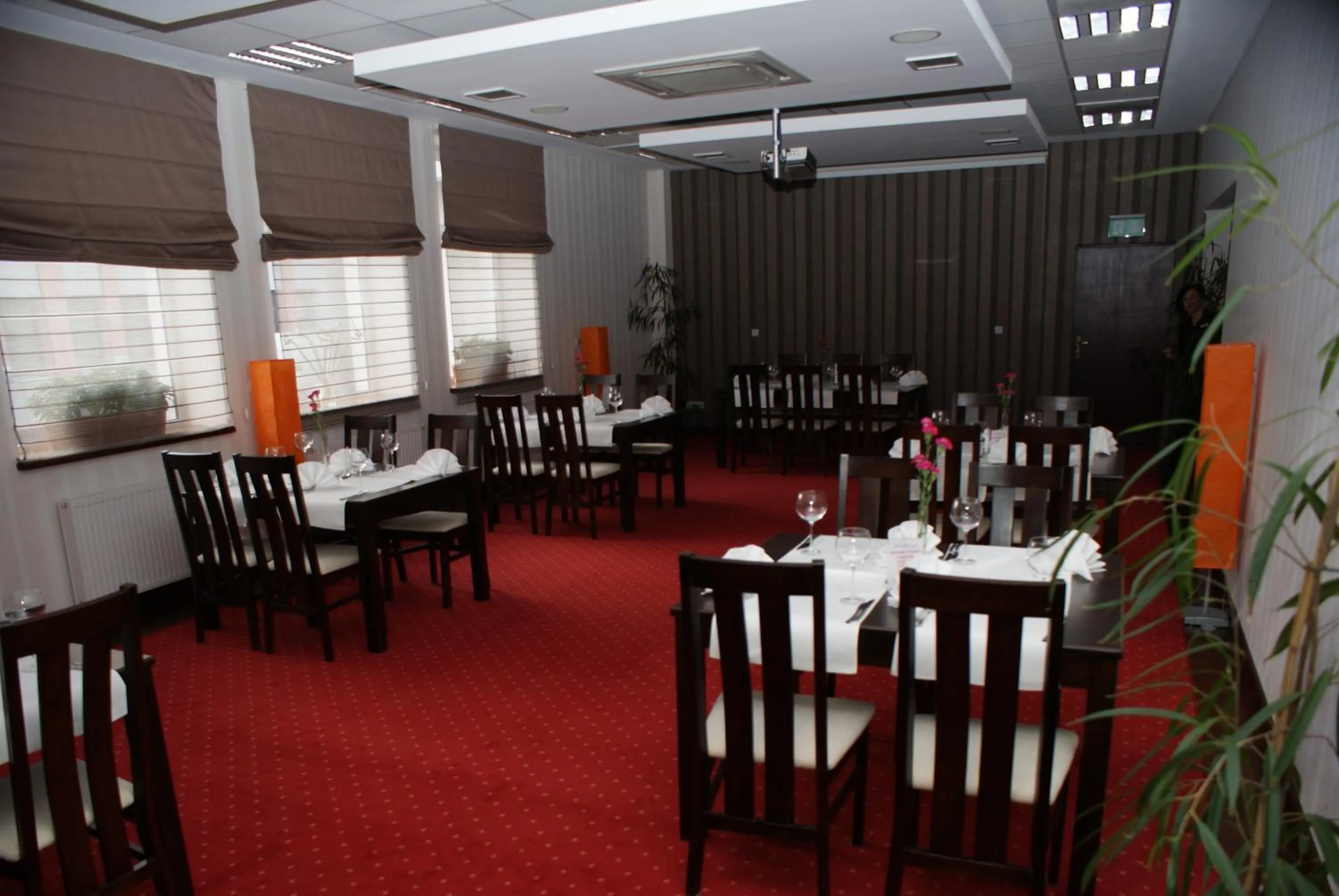 Restaurant/places to eat in Hotel Centrum