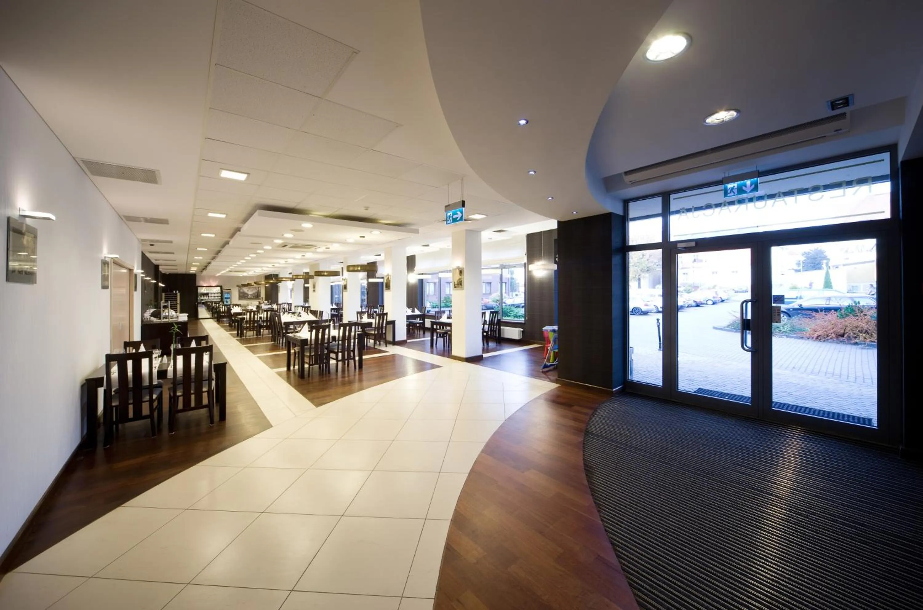 Restaurant/places to eat in Hotel Centrum