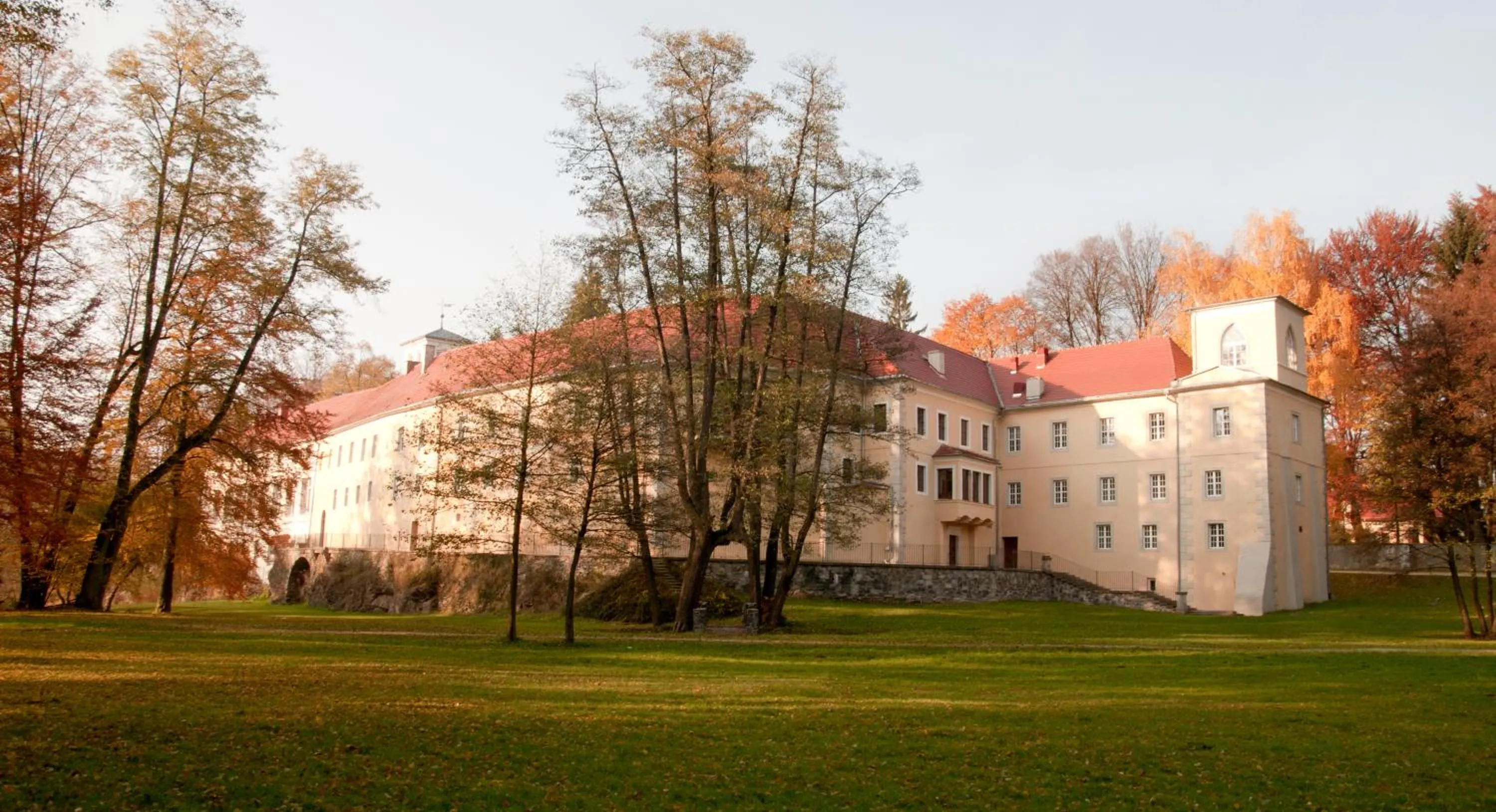 Zamek Na Skale