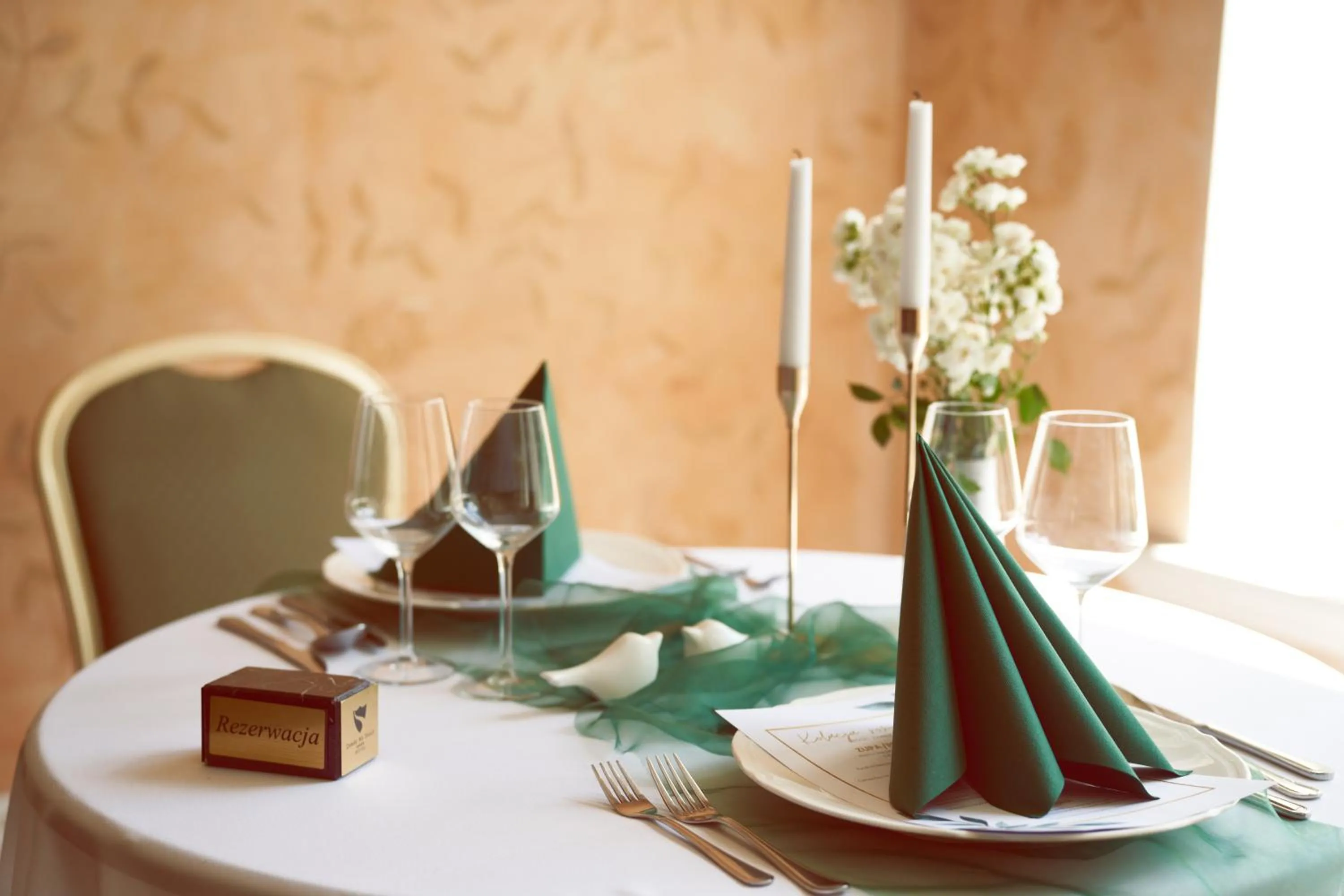Restaurant/places to eat in Zamek Na Skale