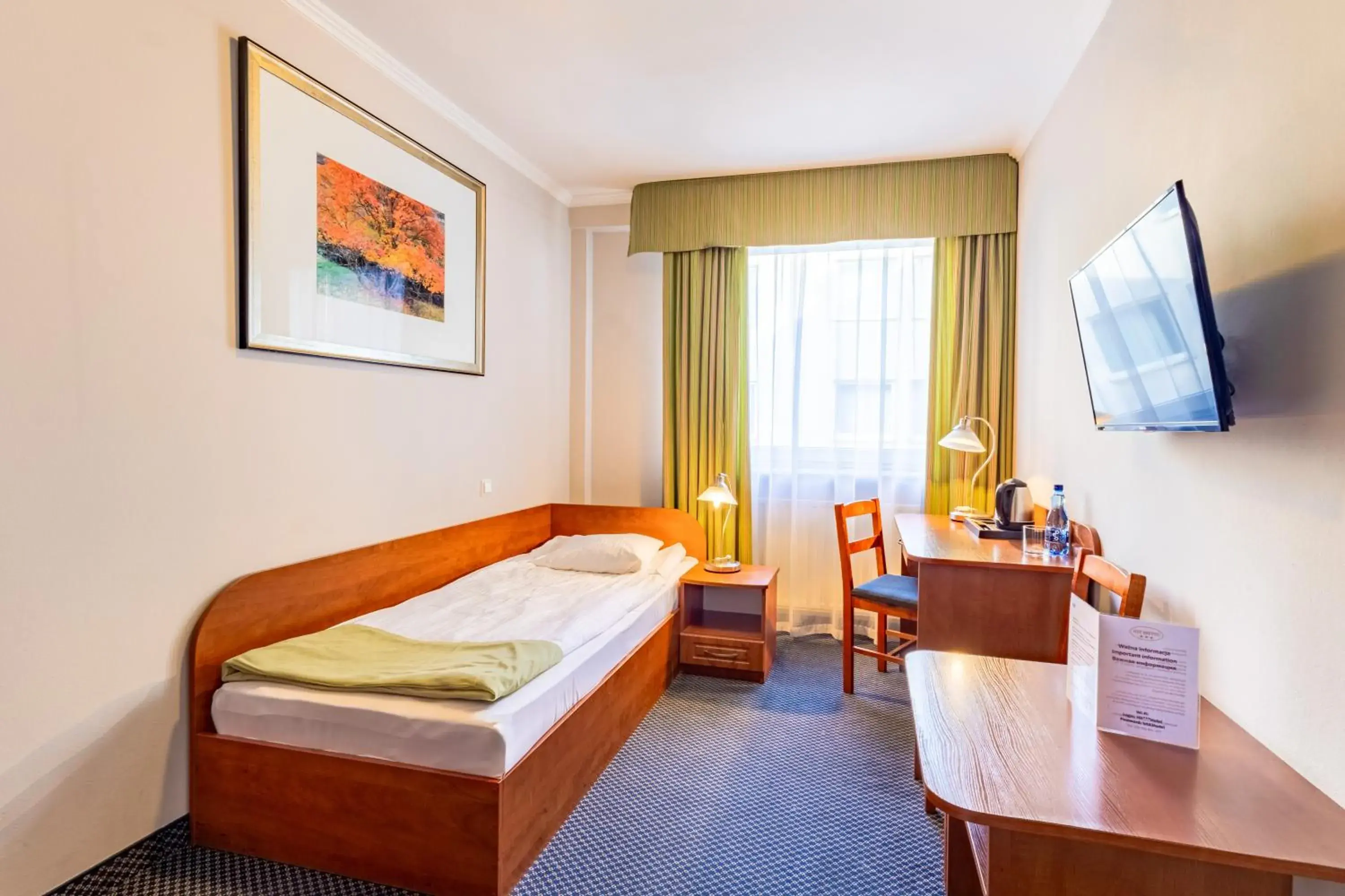 Economy Single Room in Hit Hotel Economy Single Room in Hit Hotel