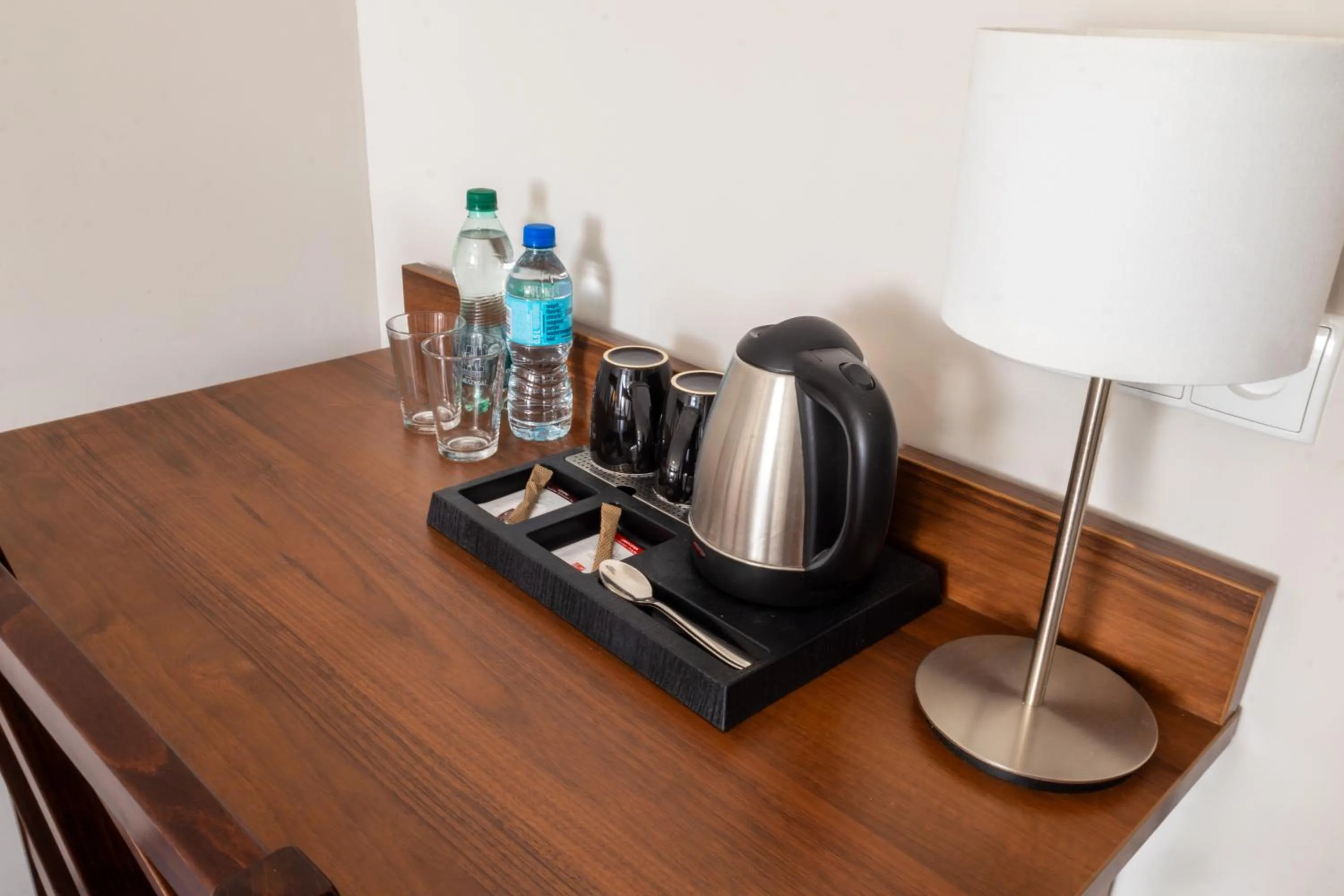 Coffee/tea facilities in Hit Hotel