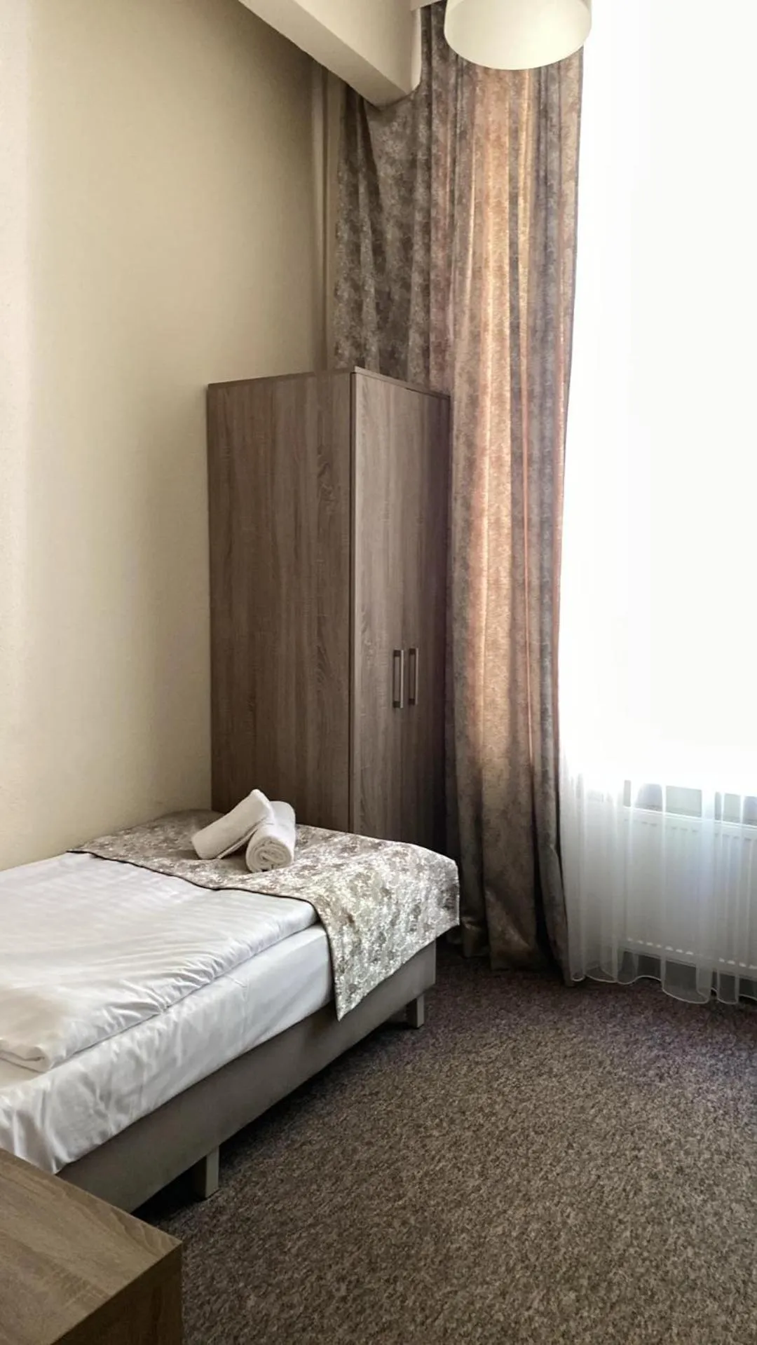 Bedroom, Bed in Hotel Lothus