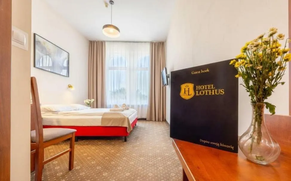 Bedroom, Bed in Hotel Lothus