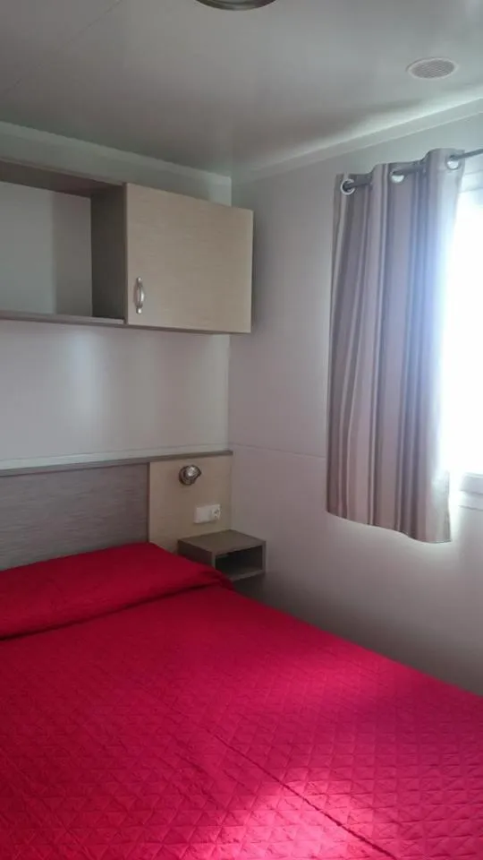 Decorative detail, Bed in Camping el Pinar Platja