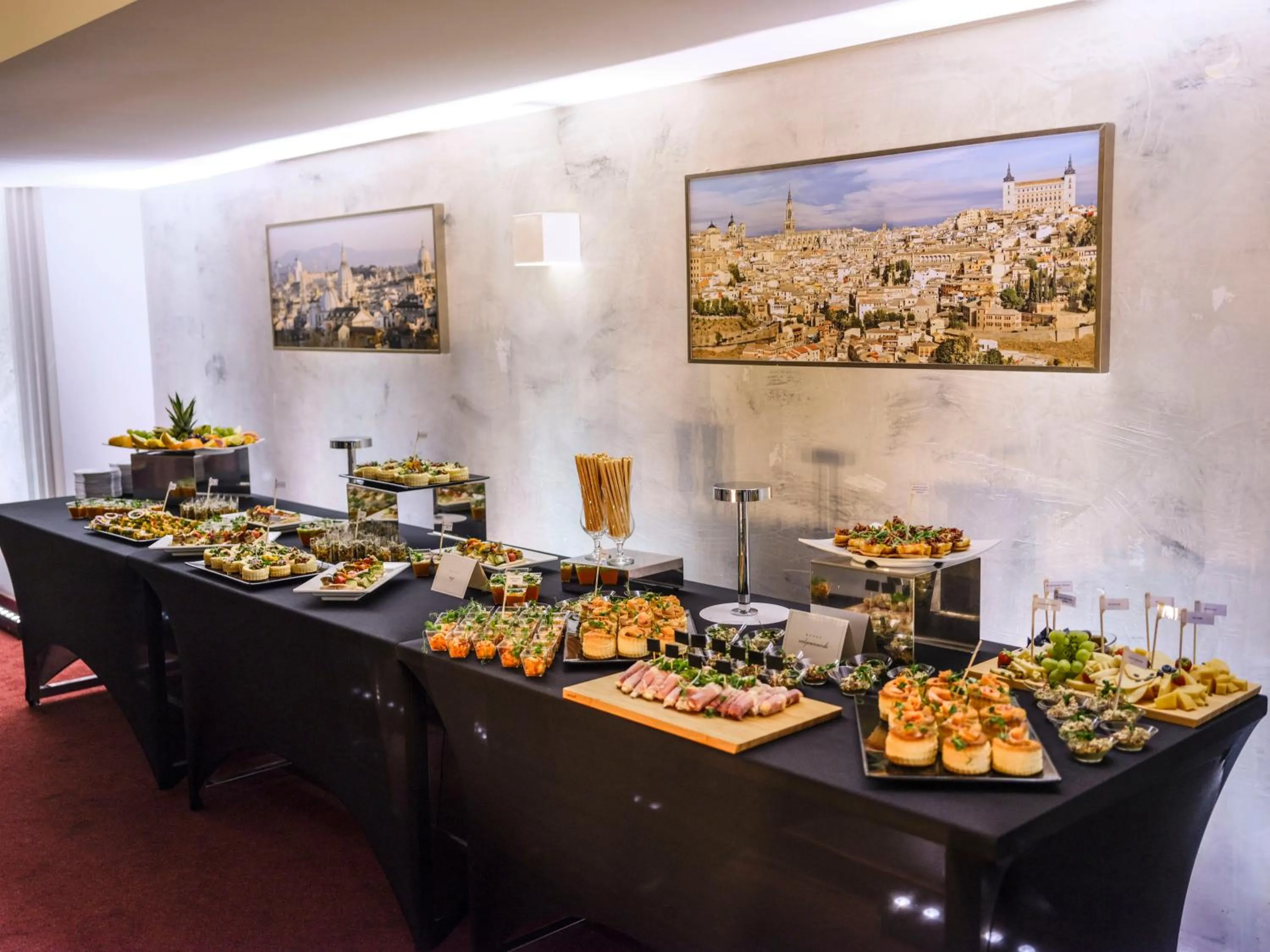 Restaurant/places to eat in Hotel Europa Starachowice