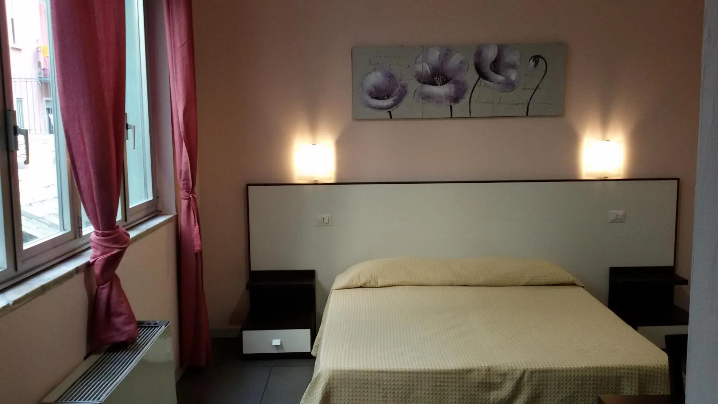 Bedroom, Bed in Hotel Lucania