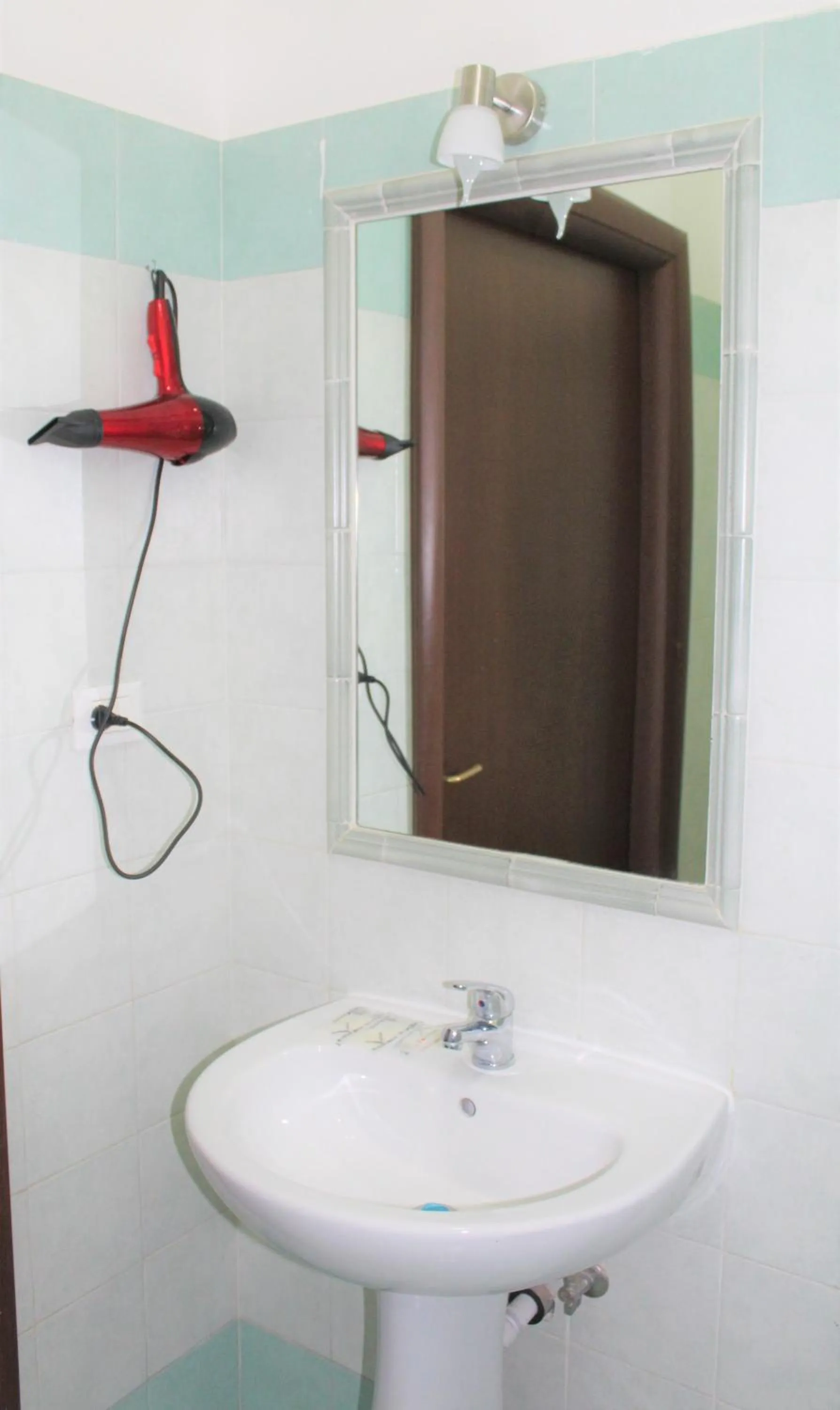 Bathroom in Hotel Eurorooms