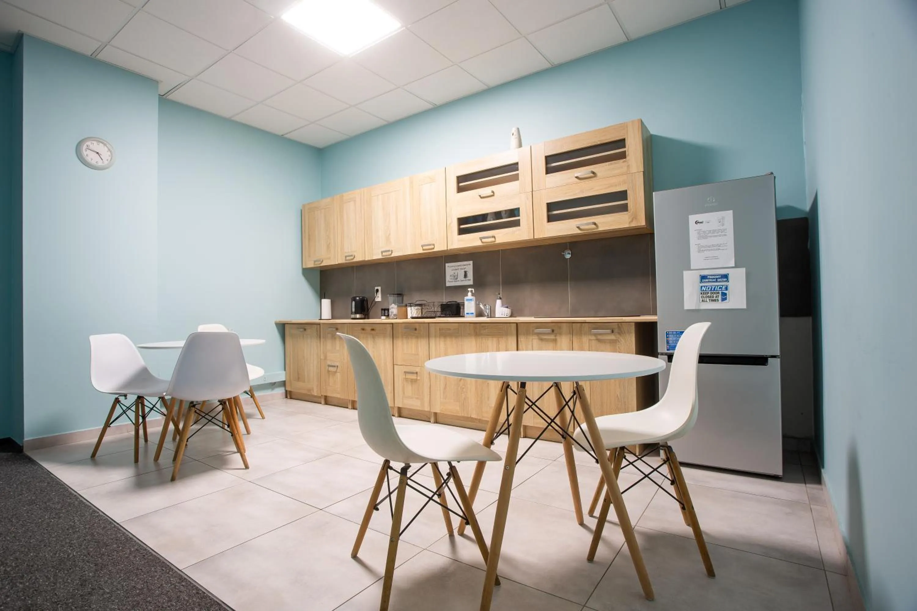 Kitchen or kitchenette in Moon Hostel Wrocław