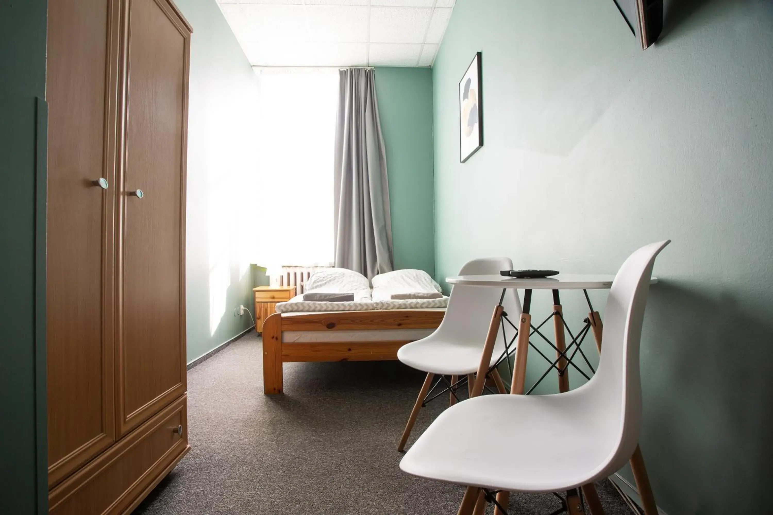 Double Room with Private Bathroom in Moon Hostel Wrocław Double Room with Private Bathroom in Moon Hostel Wrocław
