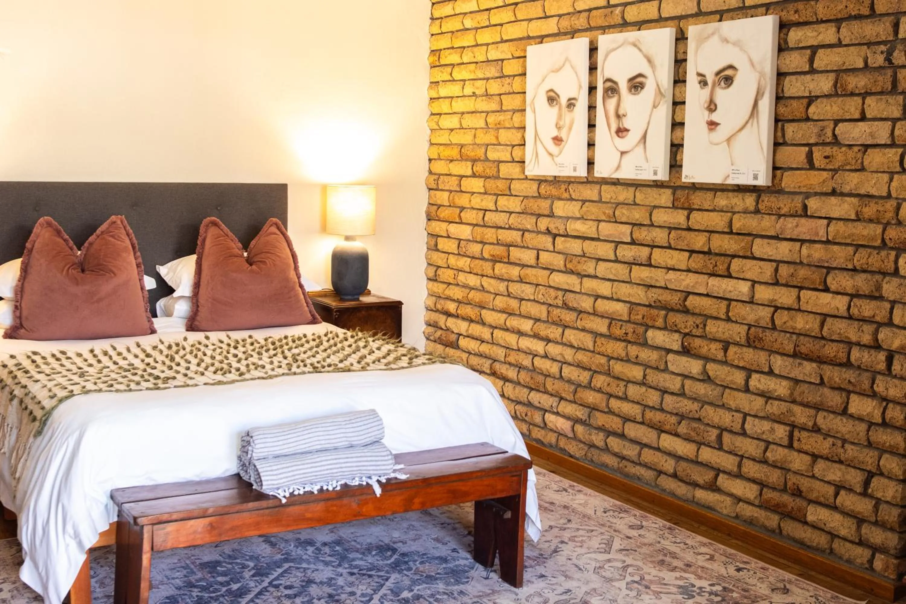 Double Room with Extra Bed - single occupancy in Aan d'Oewer