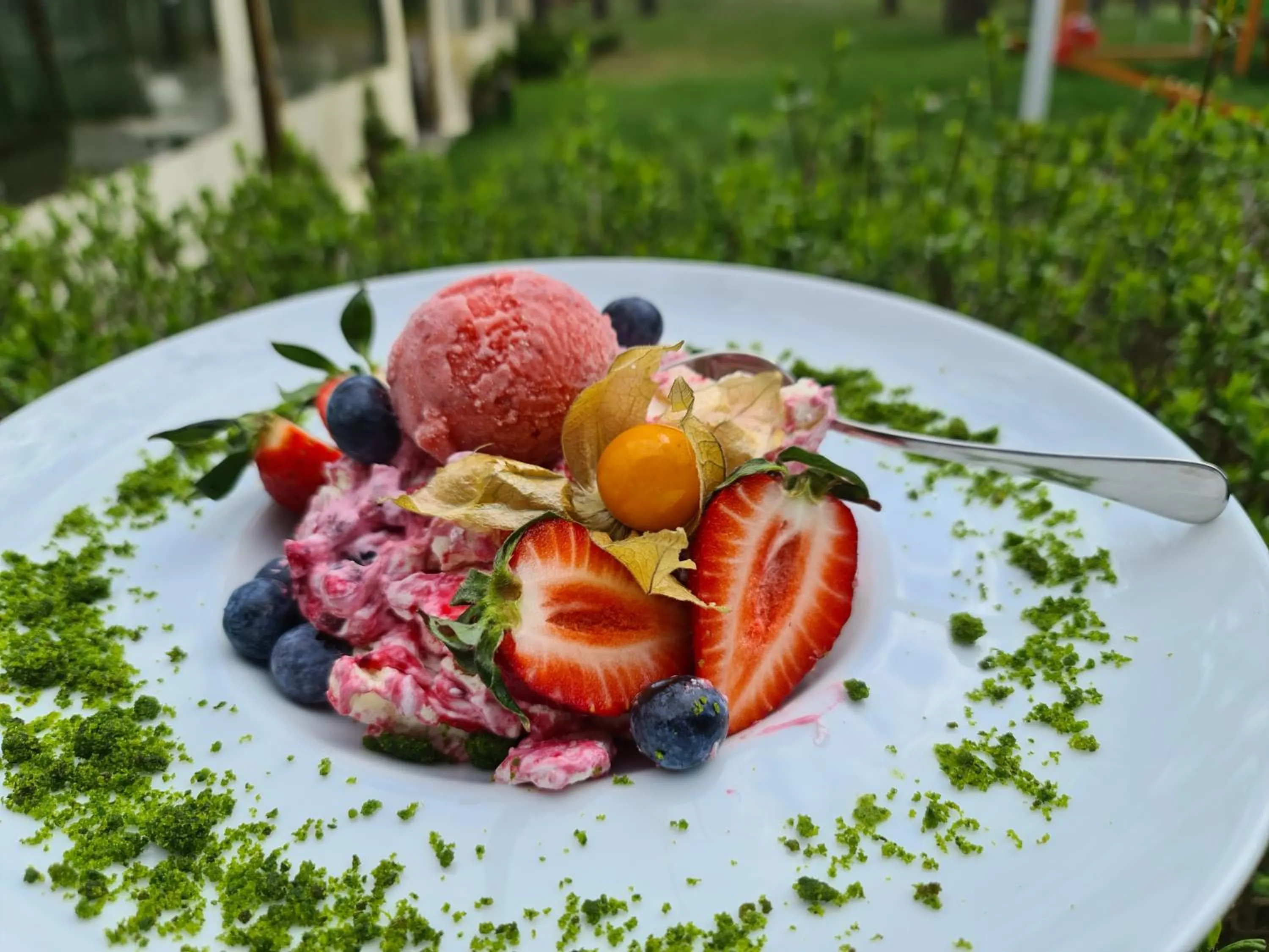 Restaurant/places to eat in Park Rekreacyjno-Biznesowy Las Woda